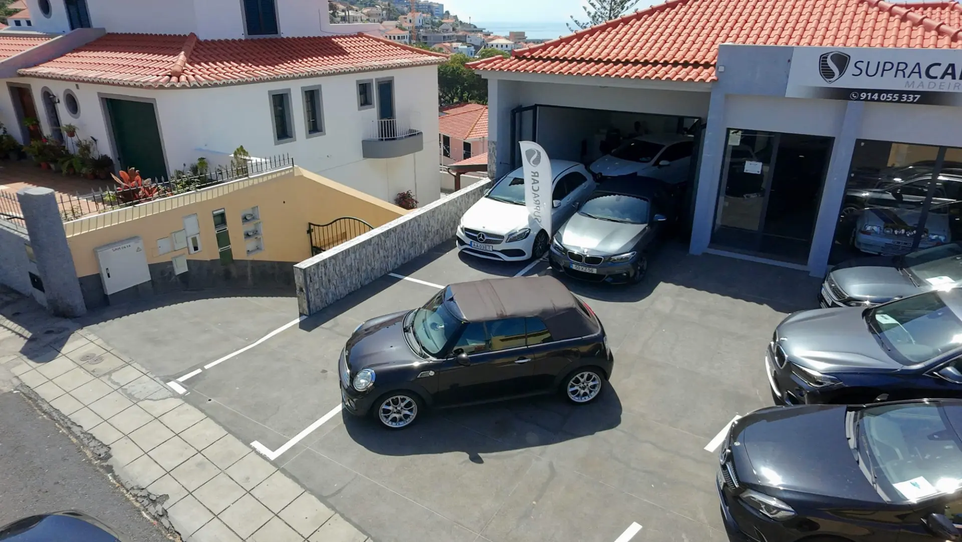 MINI Cabrio Cooper D 8