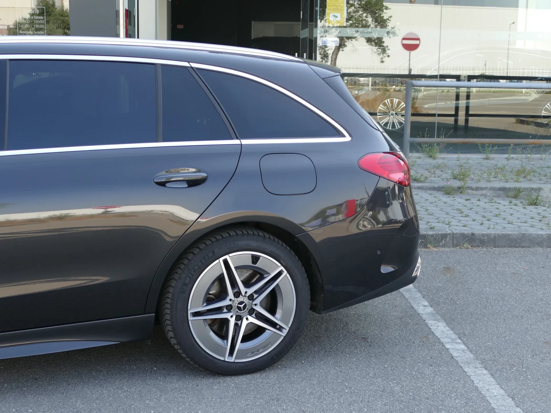 Mercedes-Benz C 300 e AMG Line 18