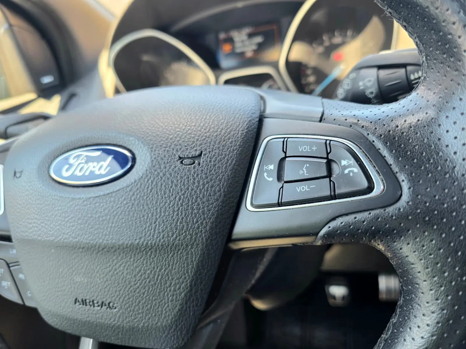 Ford Focus 2.0 TDCi ST-Line 28