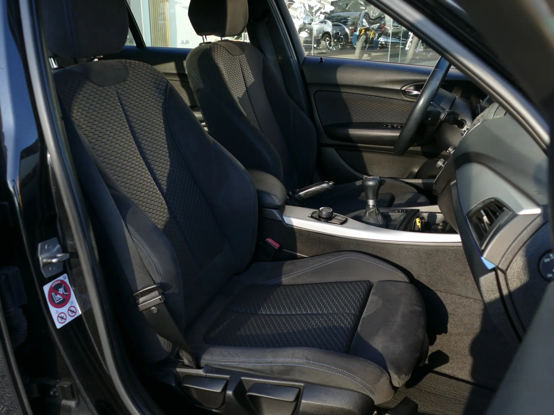 BMW 116 d Pack M Shadow 29