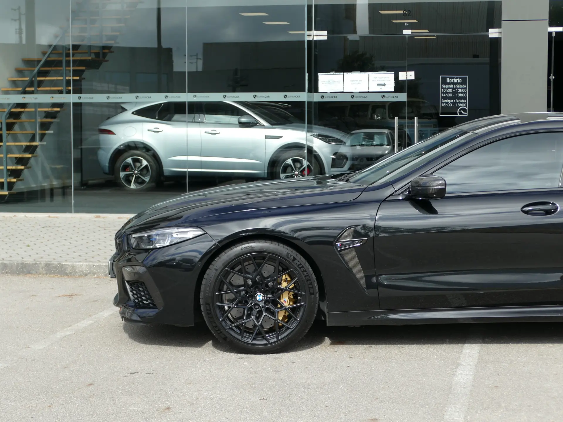 BMW M8 Competition 7