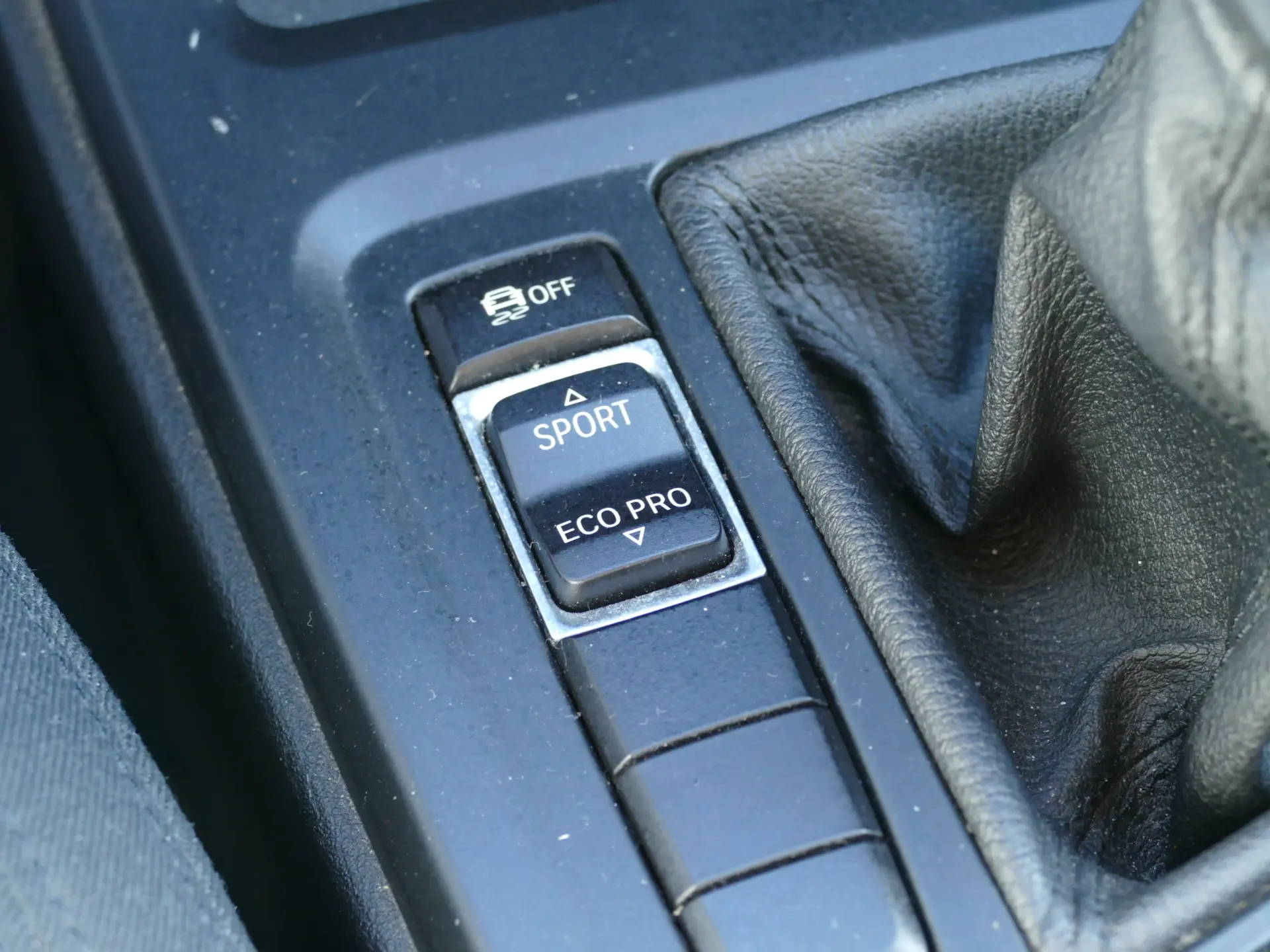 BMW X1 16 d sDrive Advantage 26