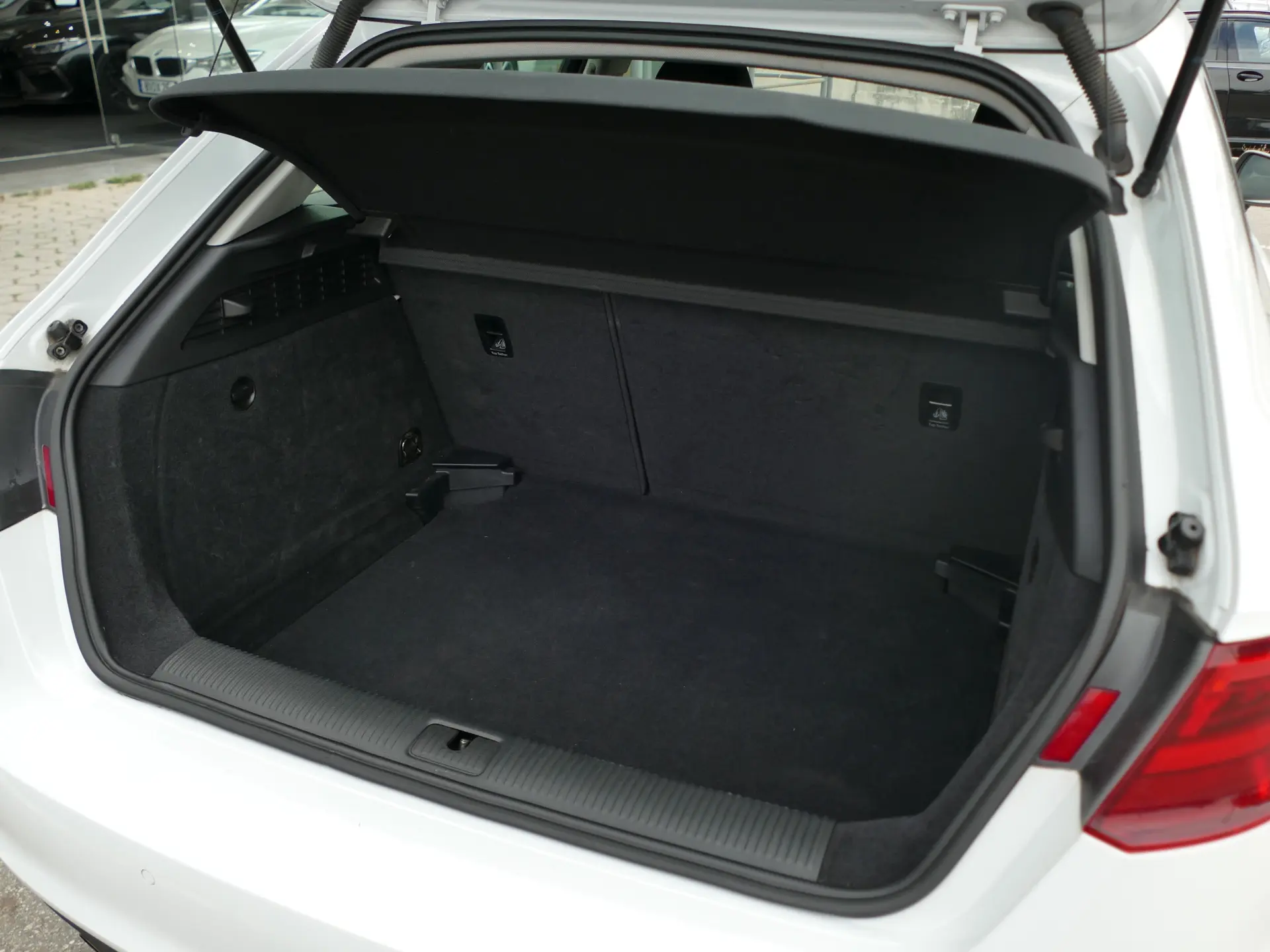 Audi A3 Sportback 1.6 TDI Advance Ultra 11