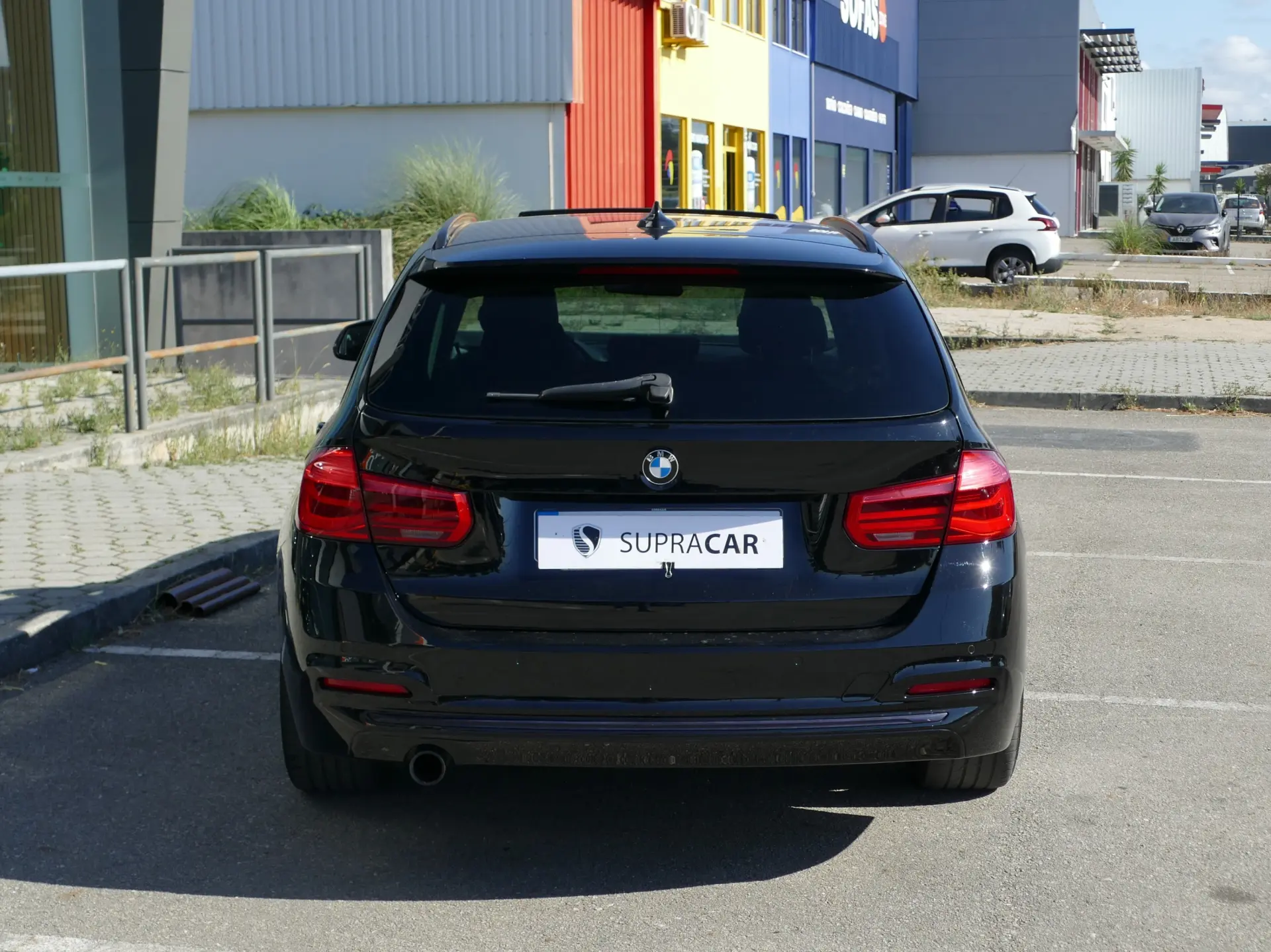 BMW 318 d Line Sport 5