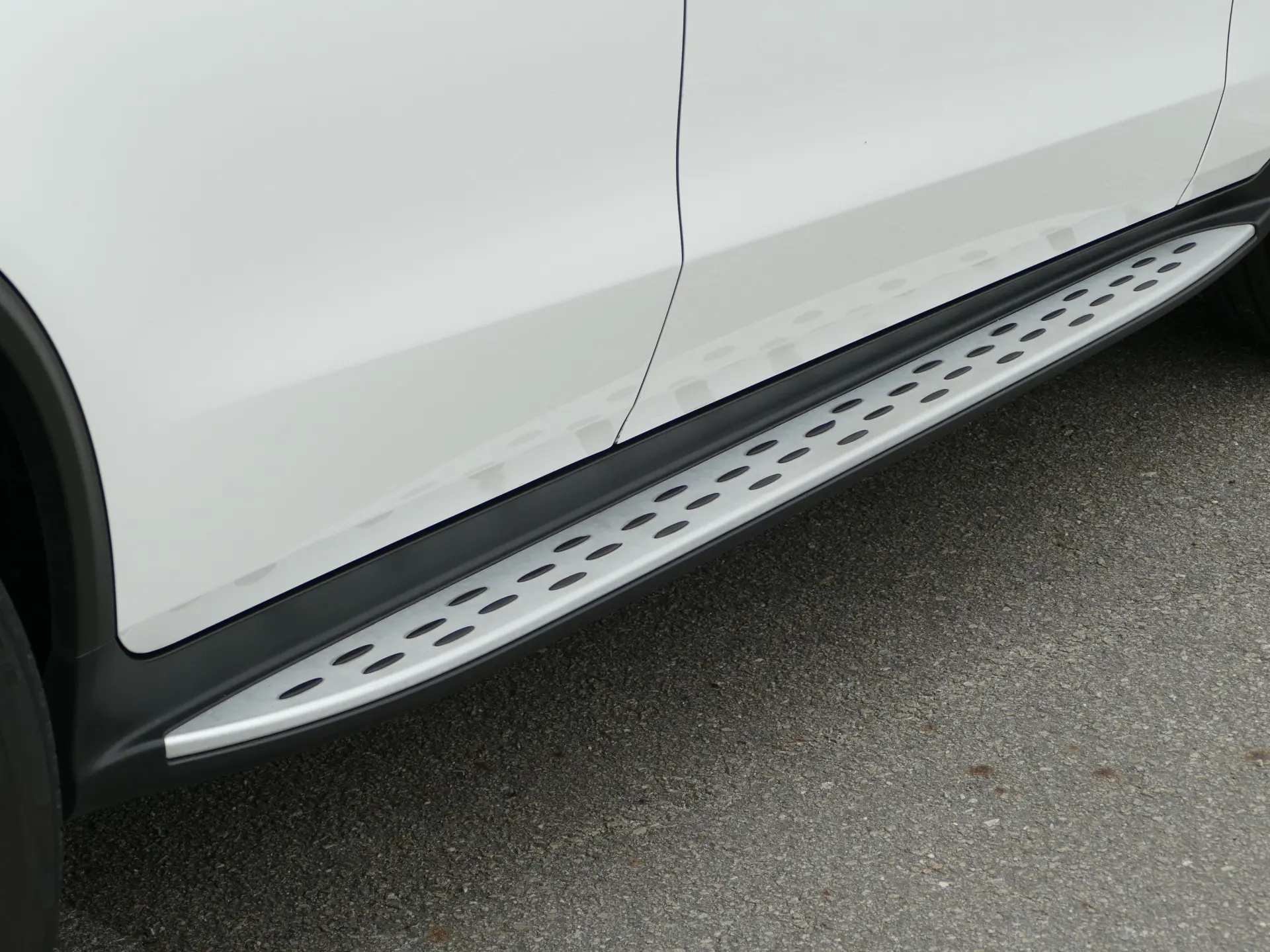 Mercedes-Benz GLC 220 d 4Matic 9G-TRONIC AMG Line 12