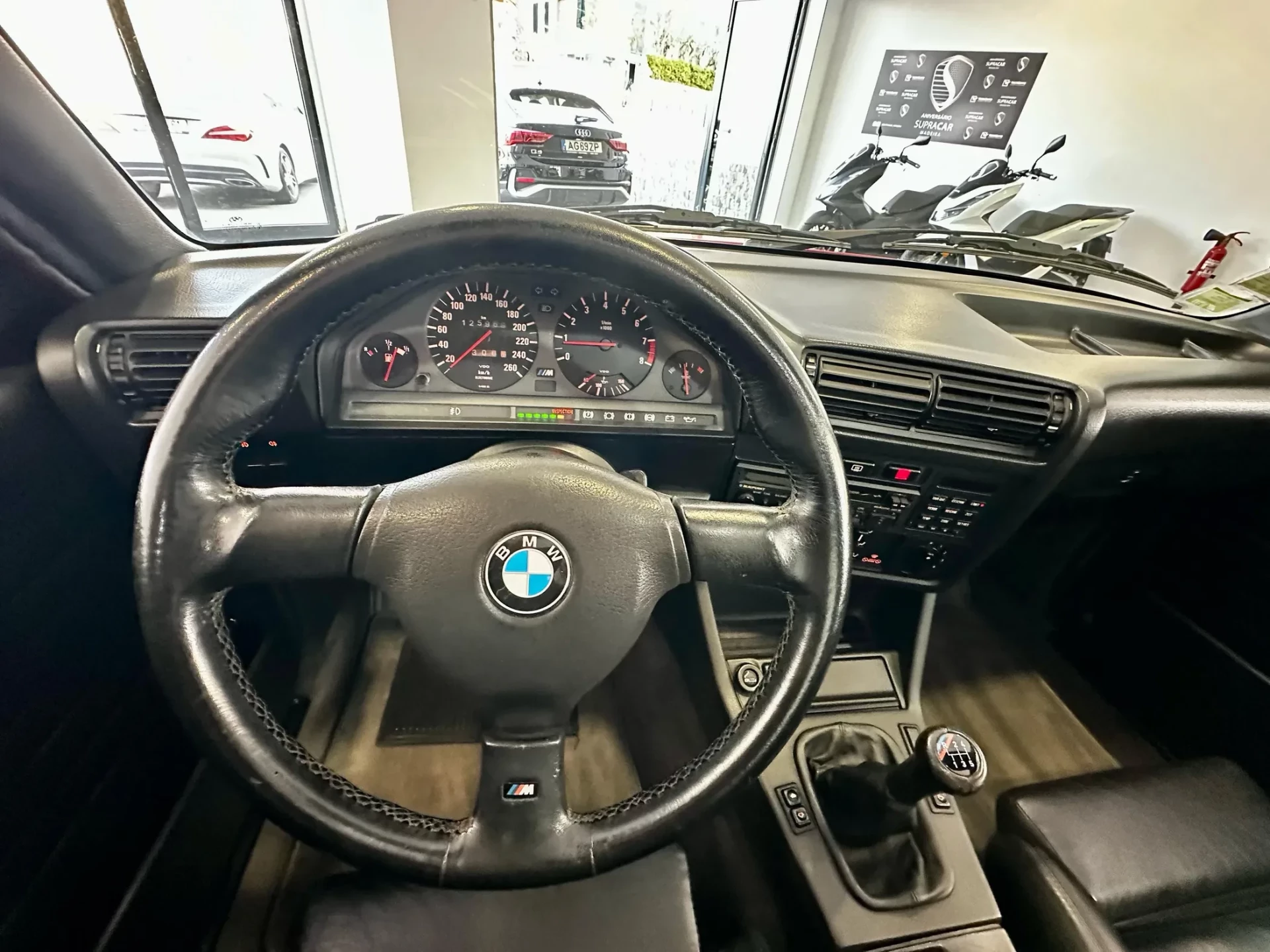 BMW M3 Standard 10