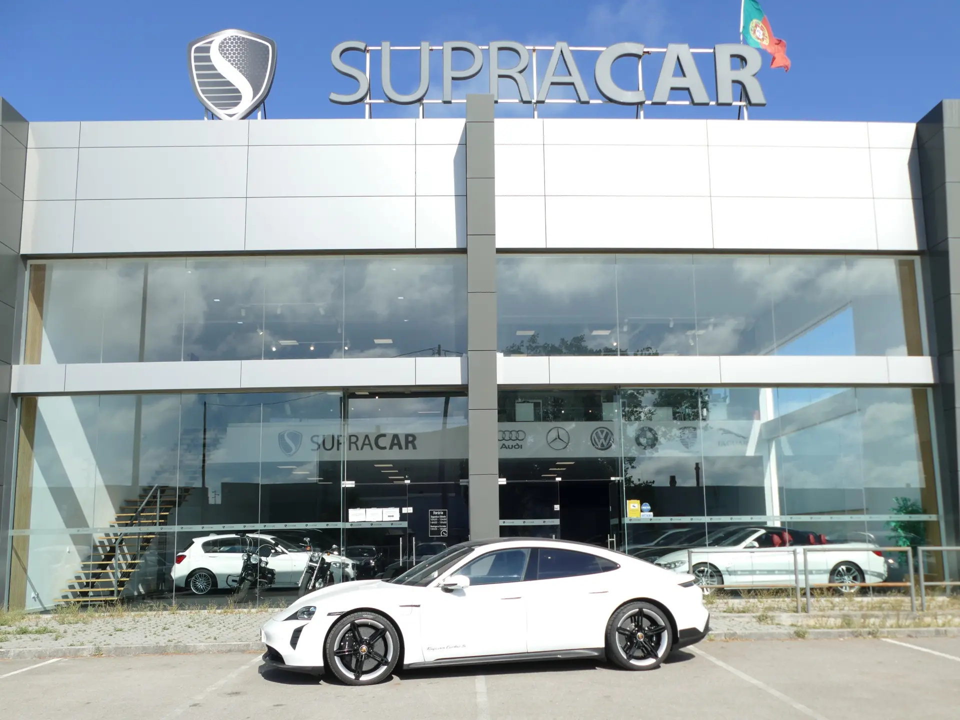 Porsche Taycan Turbo S 41