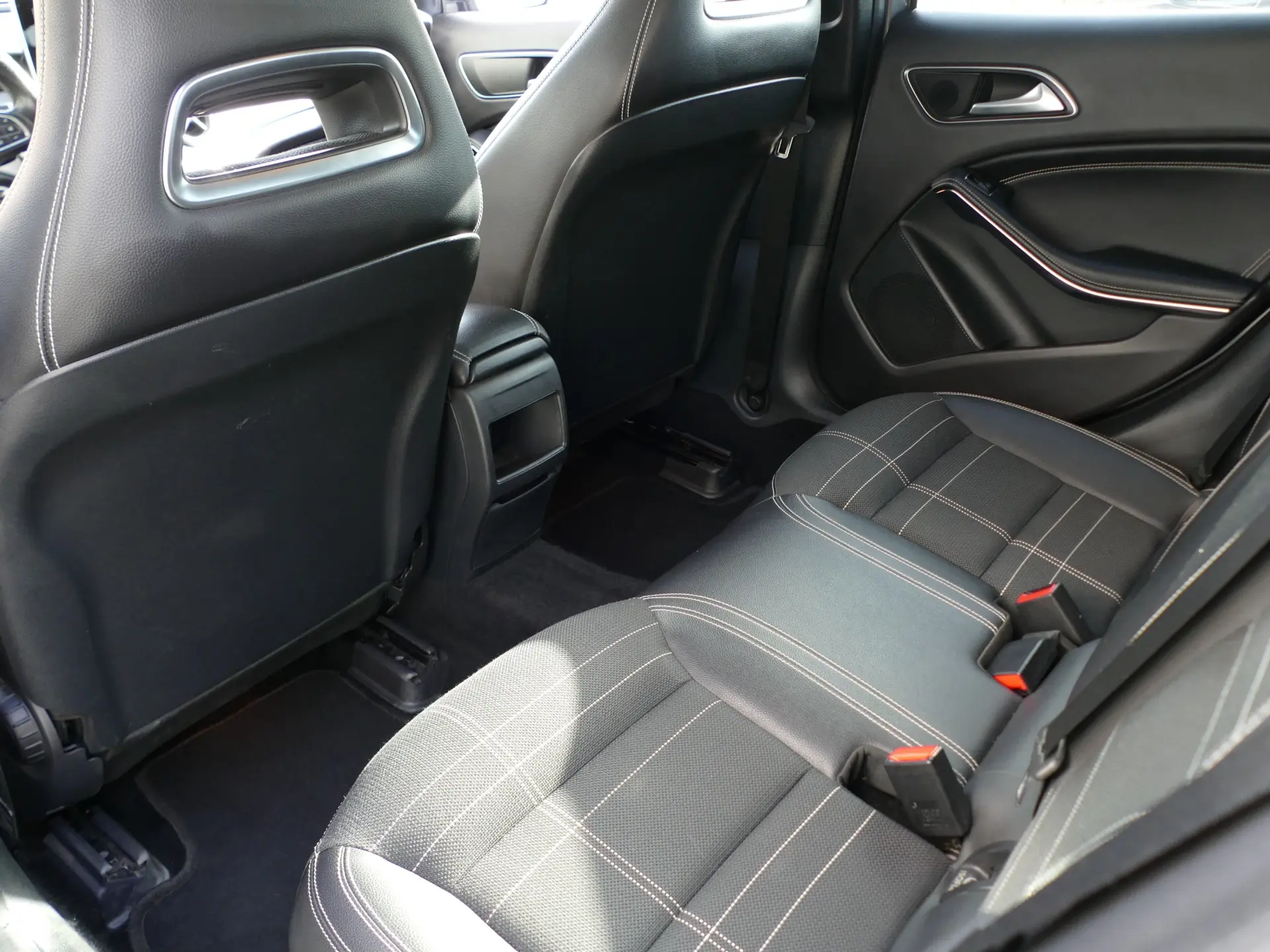 Mercedes-Benz GLA 180 d Urban Aut. 30