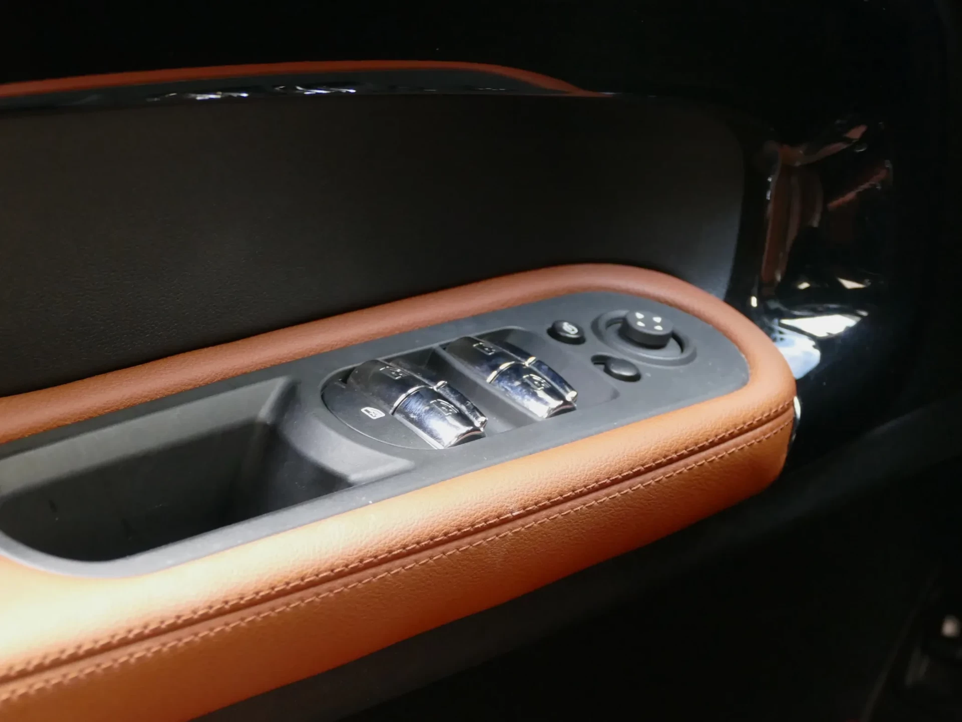 MINI Countryman Cooper SE ALL4 Classic Auto 33