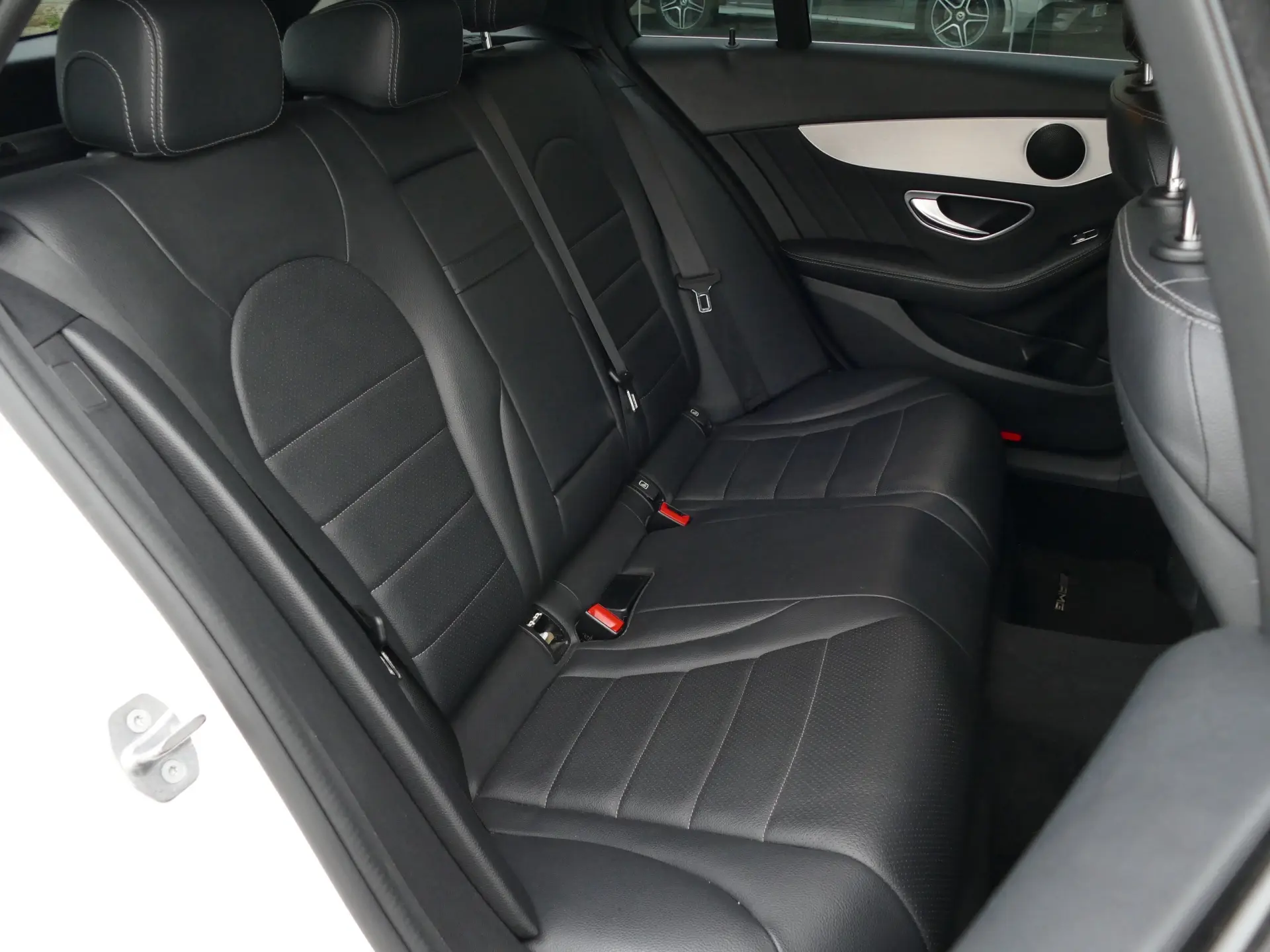 Mercedes-Benz C 220 d AMG Line 34