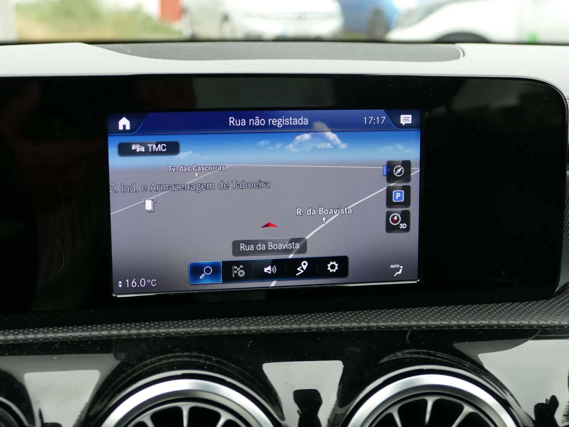 Mercedes-Benz A 250 Limousine e AMG Line 16