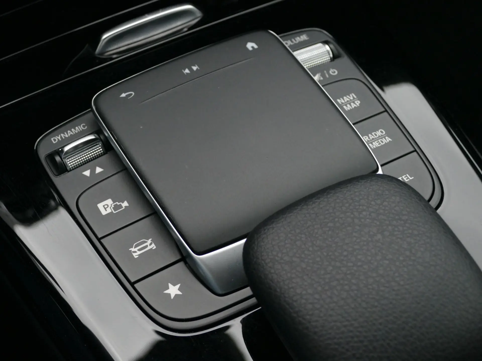 Mercedes-Benz A 250 e Style Plus 23