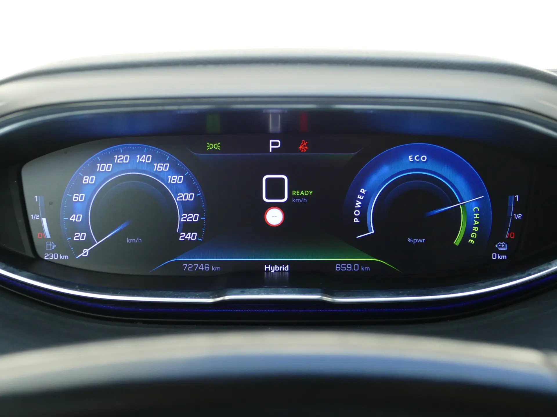 Peugeot 3008 1.6 Hybrid Allure Pack e-EAT8 16