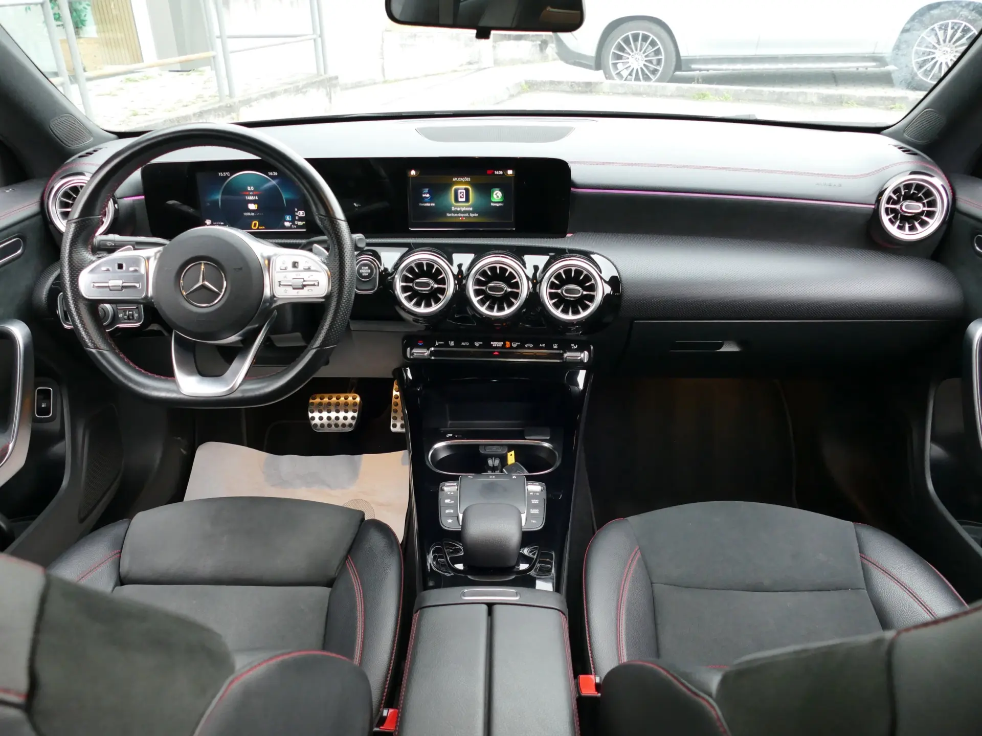 Mercedes-Benz CLA 250 e AMG Line 34