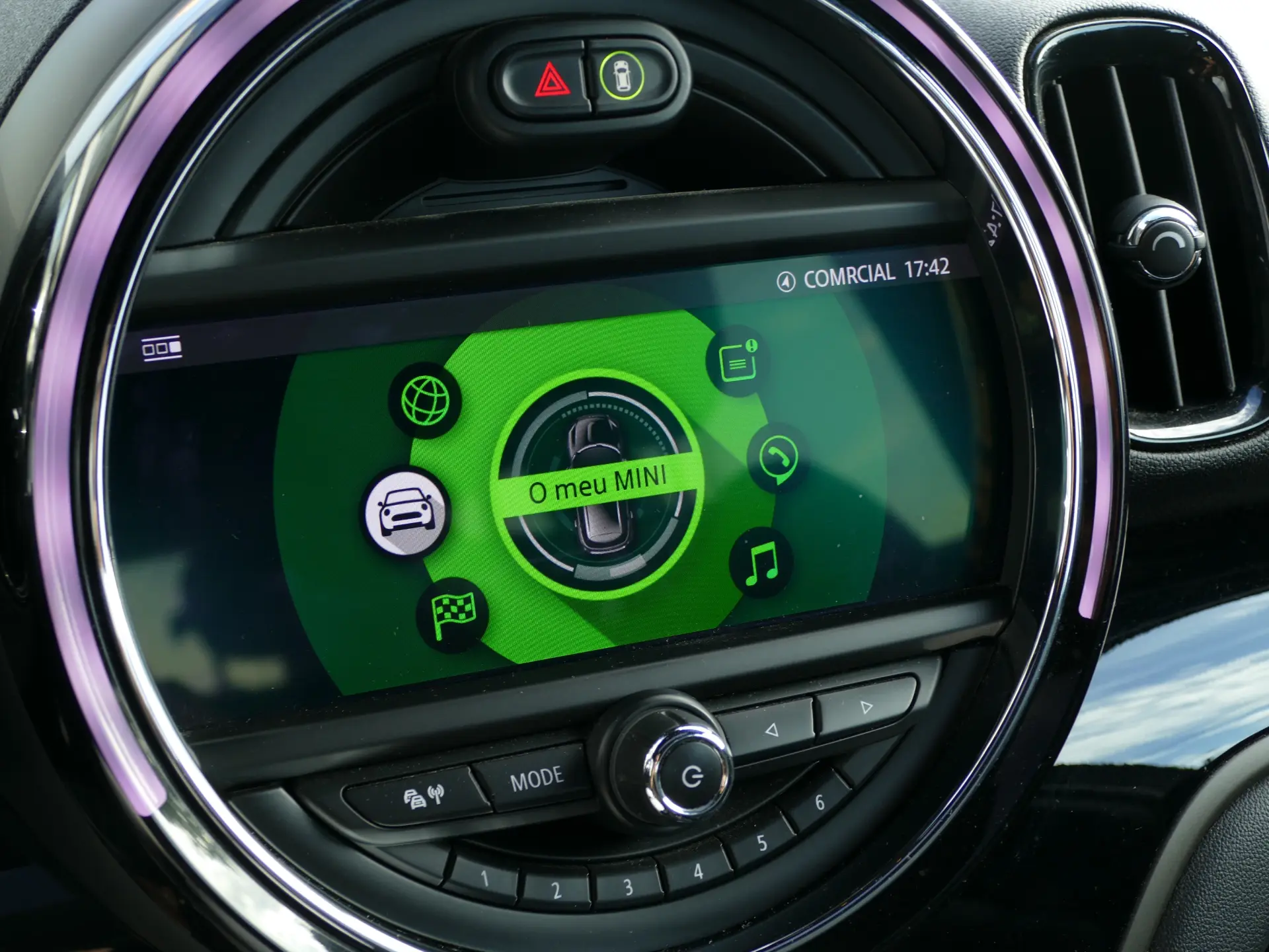 MINI Countryman Cooper SE ALL4 Auto 23