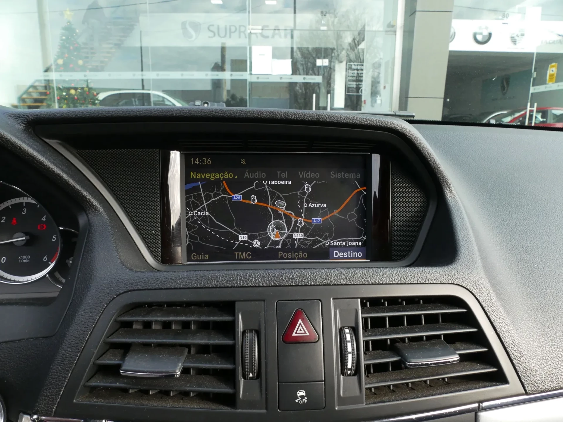Mercedes-Benz E 250 CDi Avantgarde BlueEfficiency 28