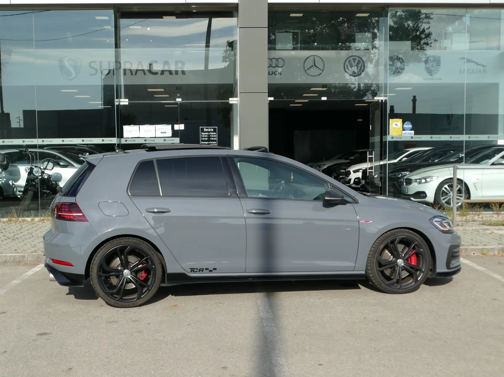 Volkswagen Golf 2.0 TSI GTi TCR DSG 42