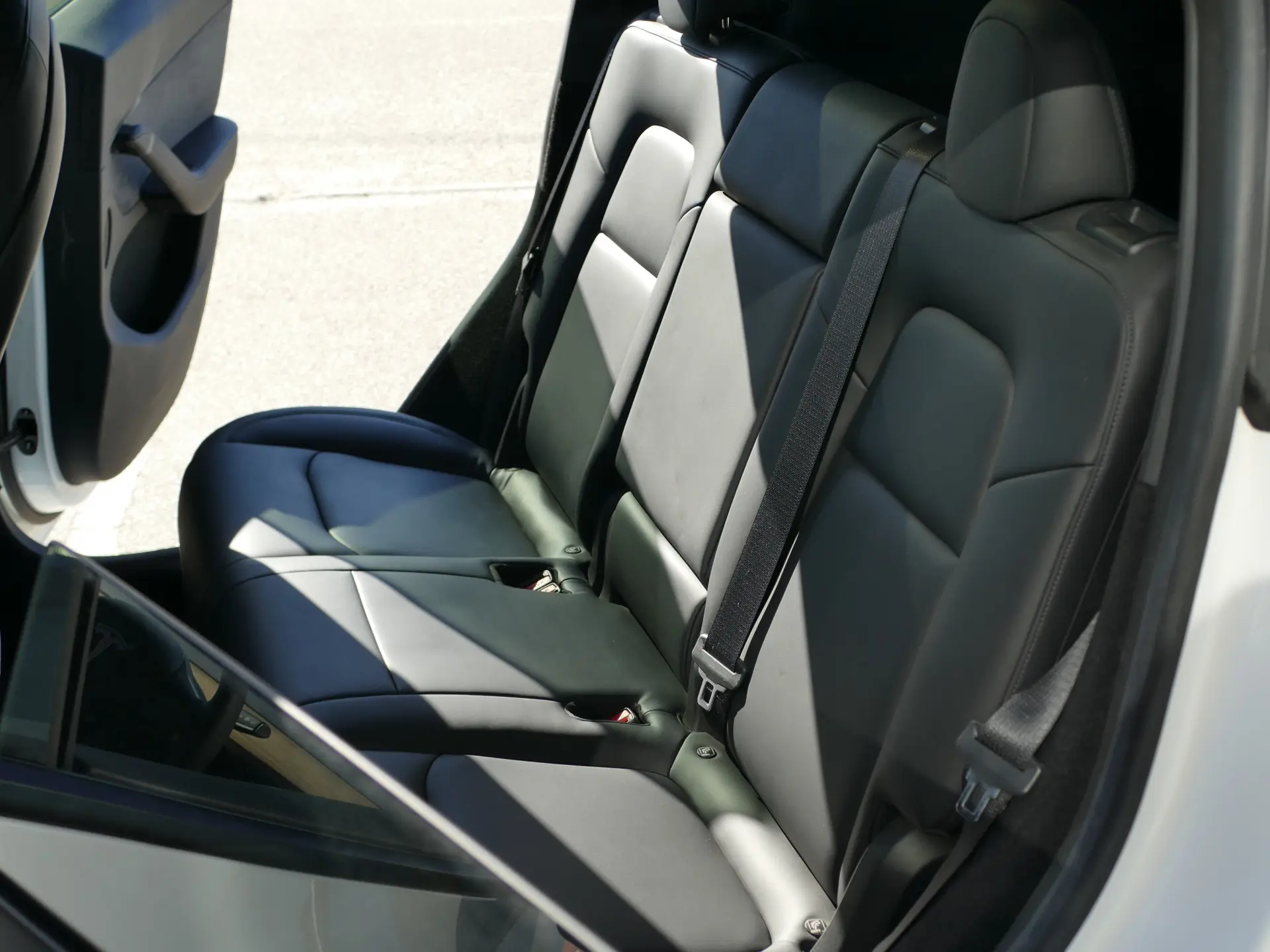 Tesla Model Y Standard 29