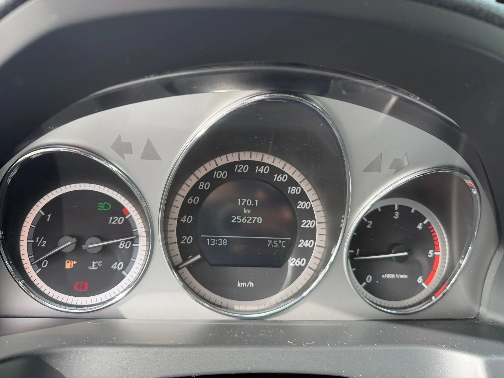 Mercedes-Benz C 220 CDI Avantgarde BlueEfficiency 11