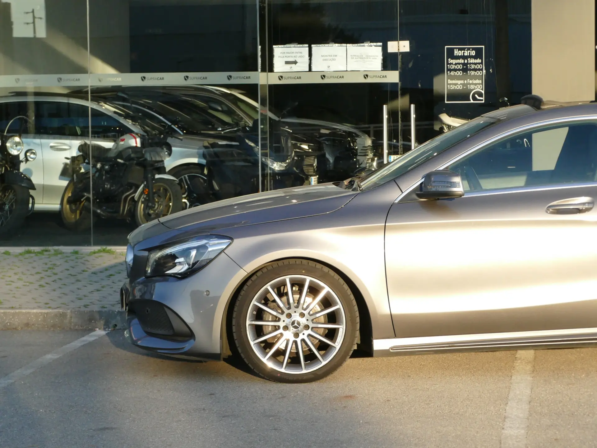Mercedes-Benz CLA 200 d Shooting Brake AMG Line Aut. 15