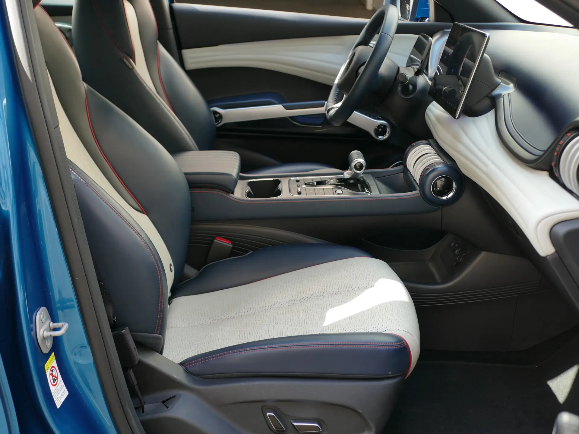 BYD Atto 3 60.48 kWh Design 31
