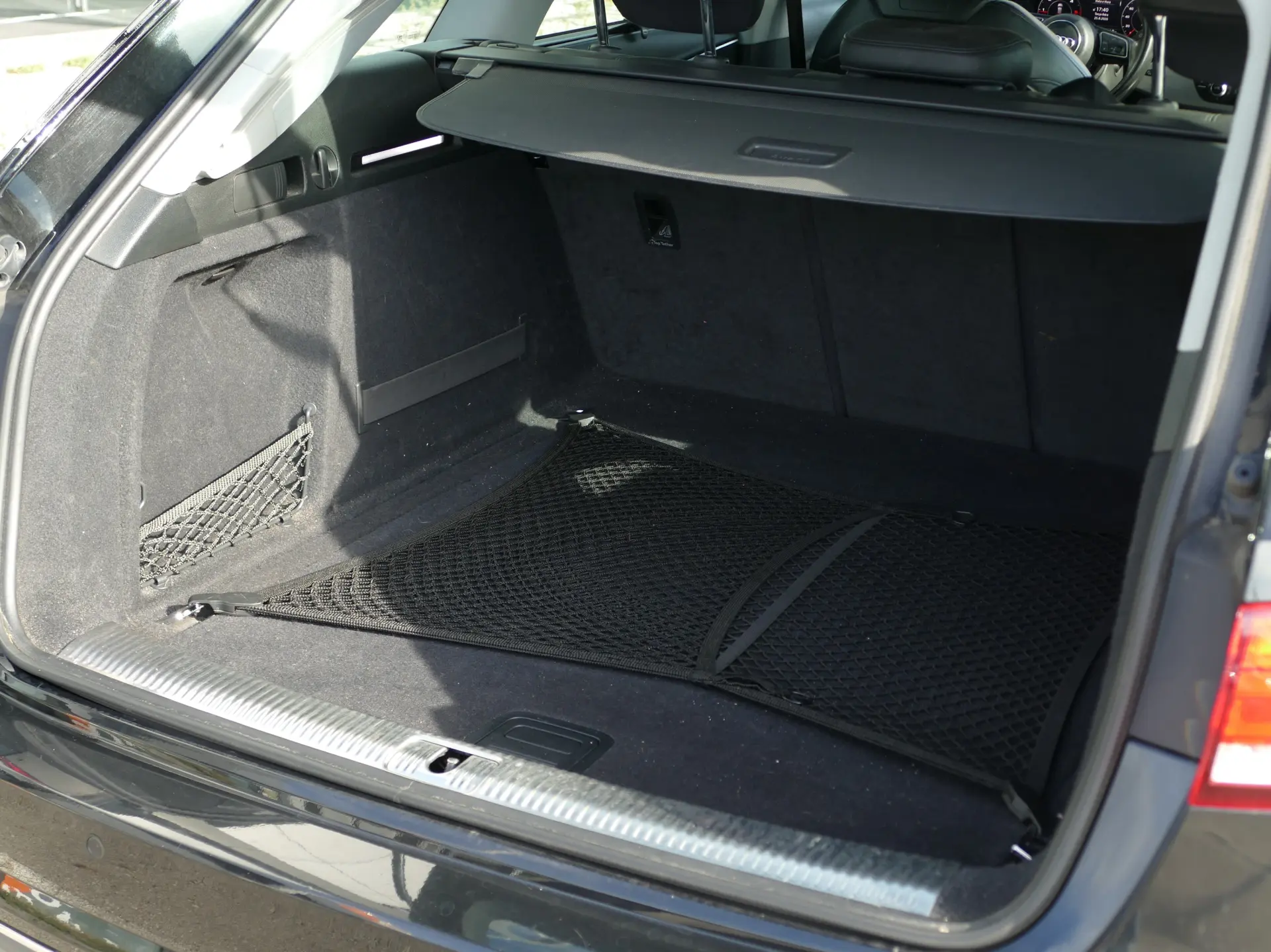 Audi A4 Avant 2.0 TDI Advance 12