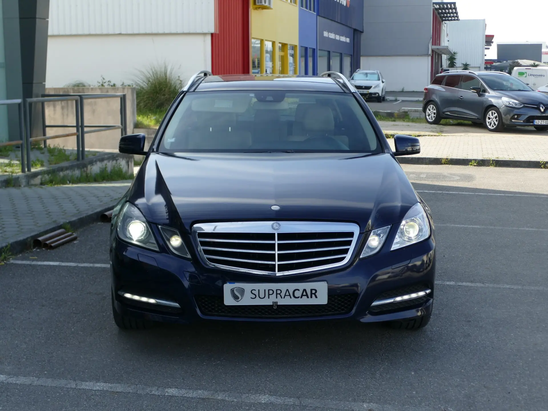 Mercedes-Benz E 220 CDi Avantgarde BE Auto. 2