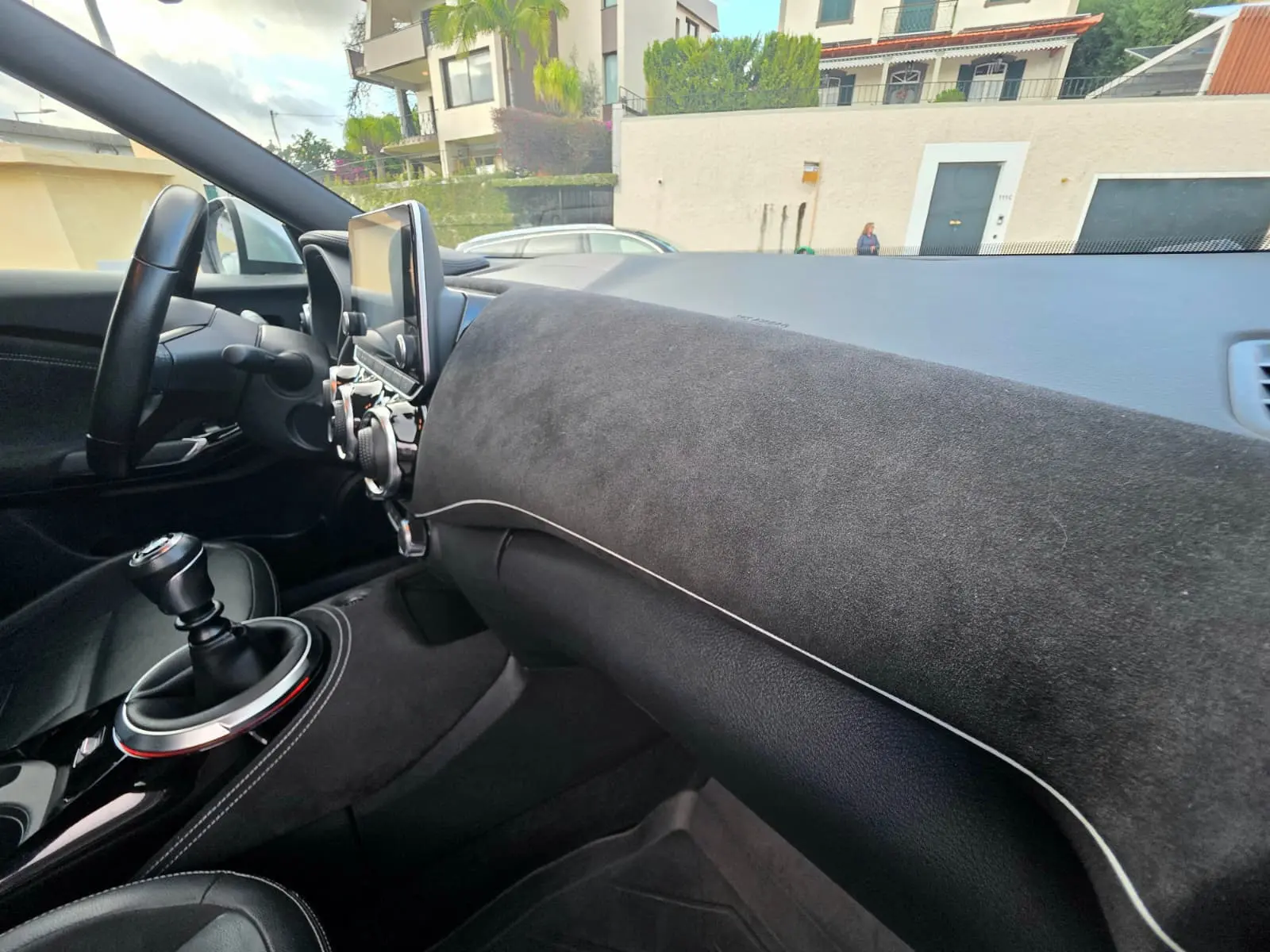 Nissan Juke 1.0 DIG-T N-Design C.Two Tone S. 22