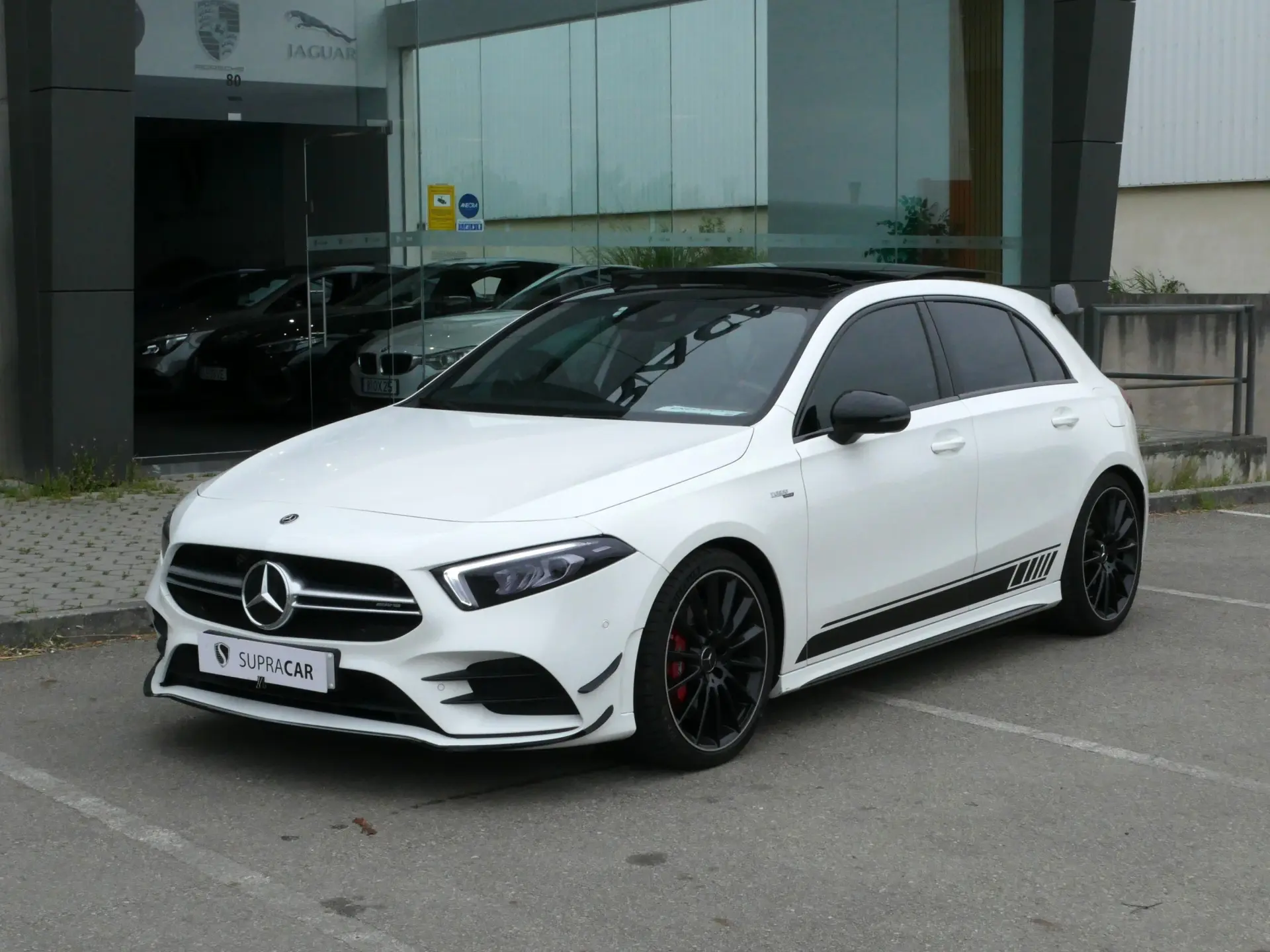 Mercedes-Benz A 35 AMG 4Matic 1