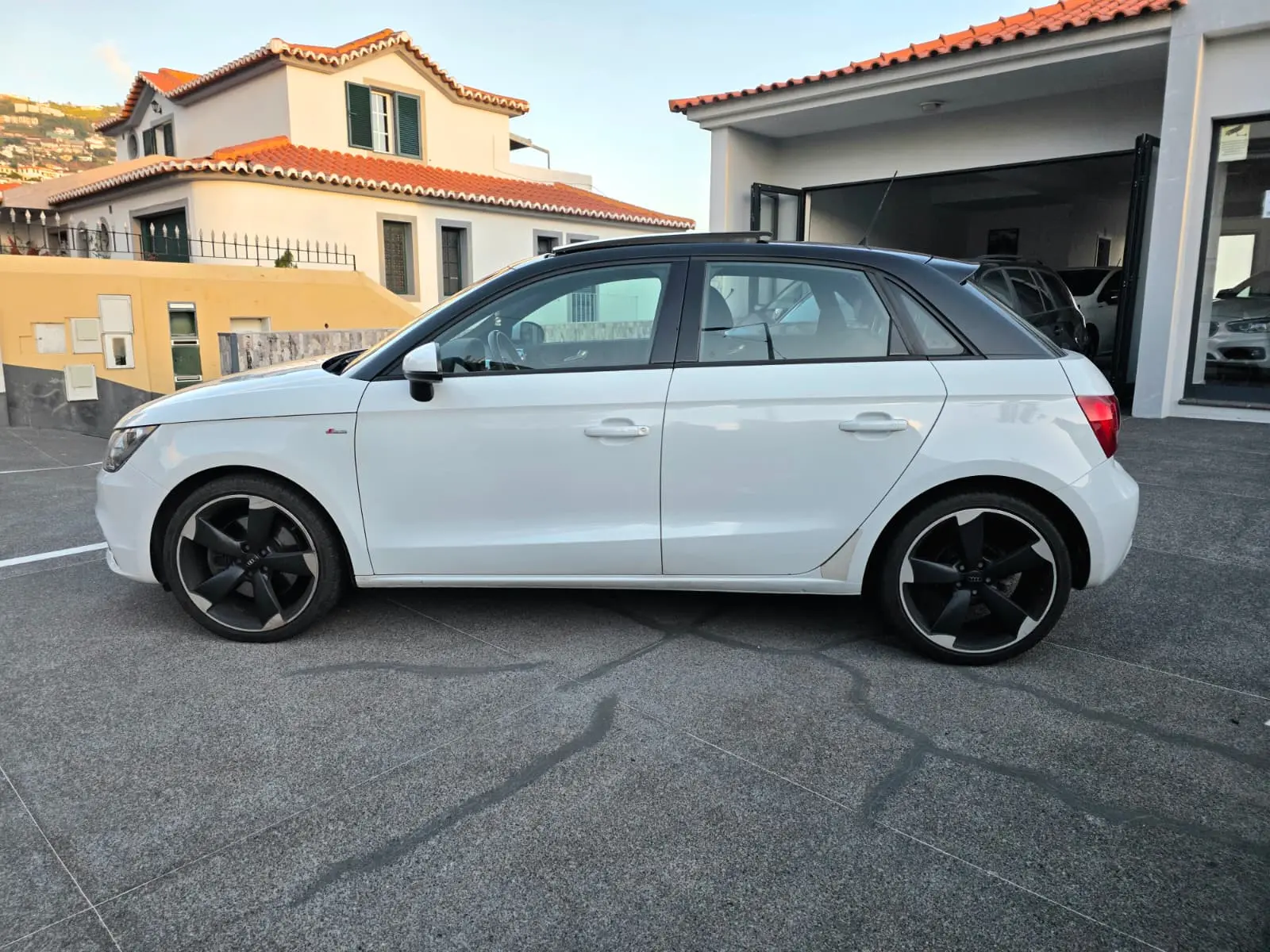 Audi A1 Sportback 2.0 TDi S-line 11