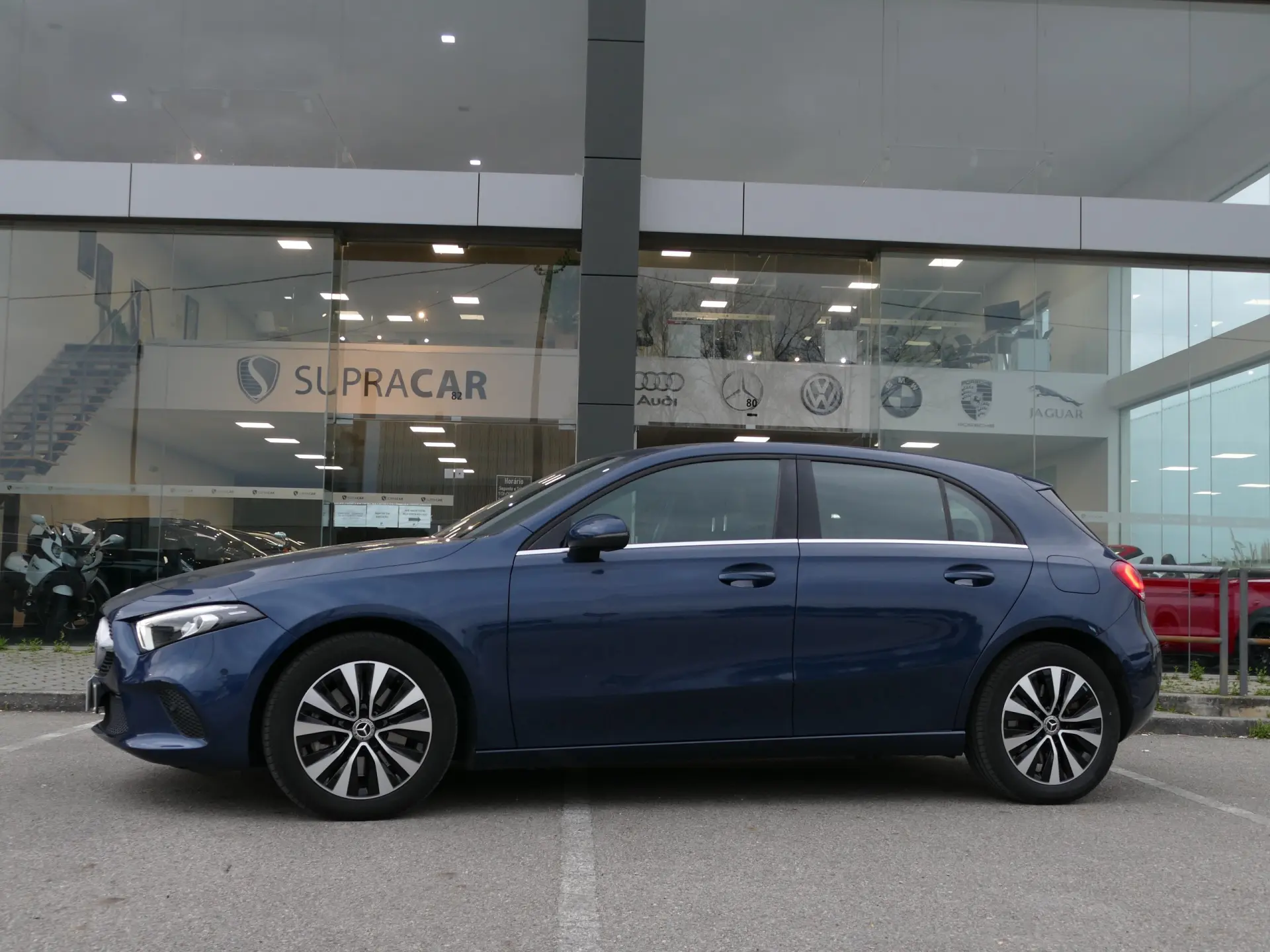 Mercedes-Benz A 250 e Style Plus 37