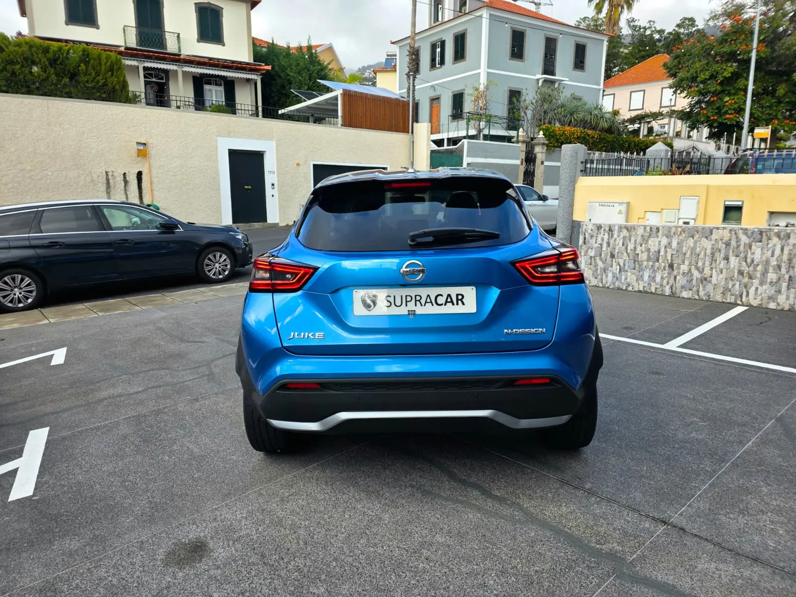 Nissan Juke 1.0 DIG-T N-Design C.Two Tone S. 6