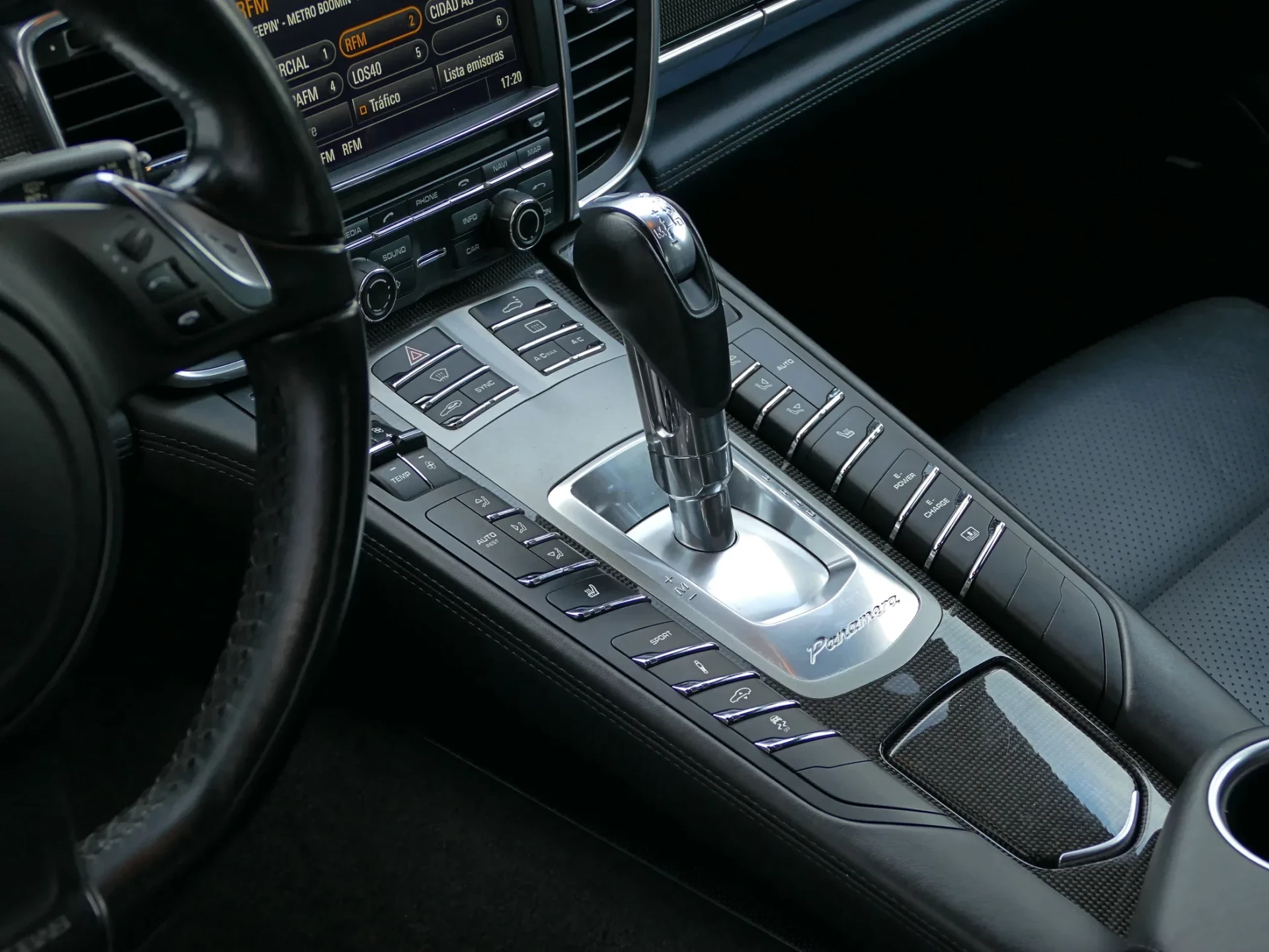 Porsche Panamera S e-Hybrid 17