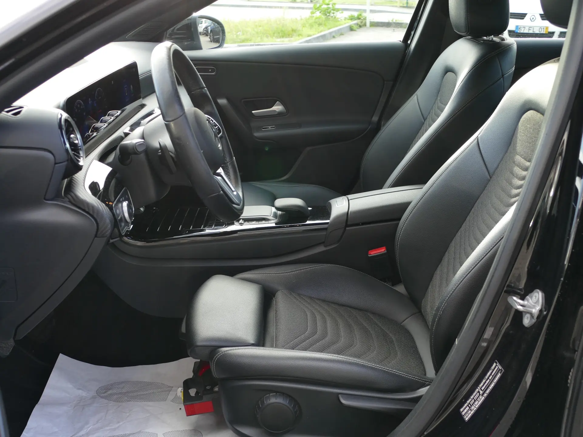 Mercedes-Benz A 250 e Style Plus 28