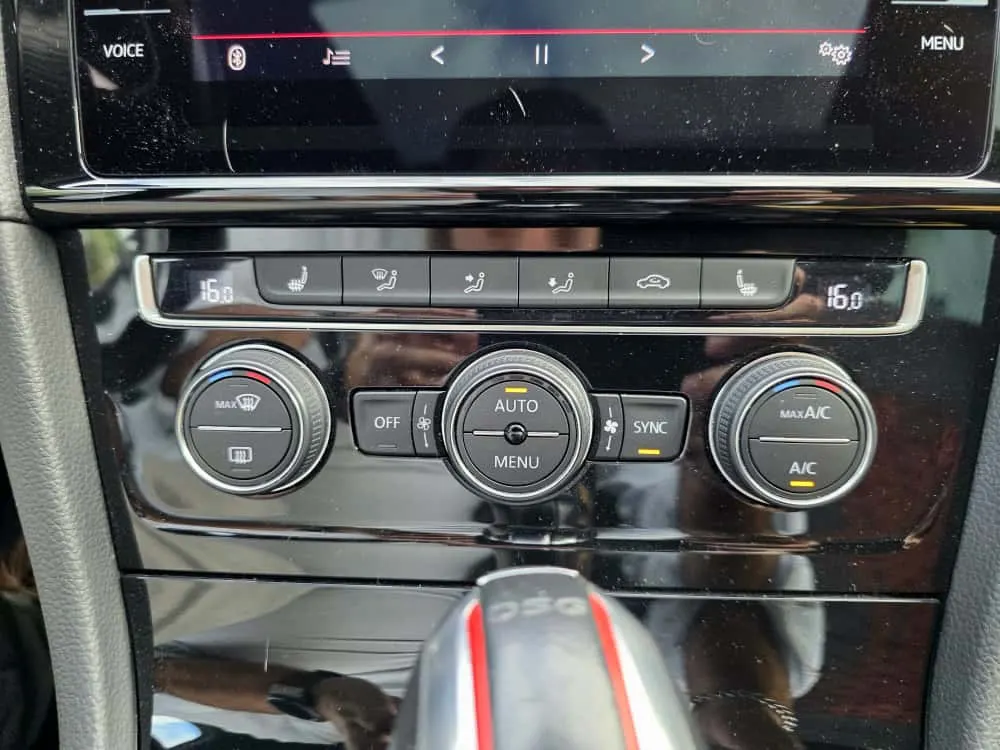 Volkswagen Golf 2.0 TSI GTi TCR DSG 16