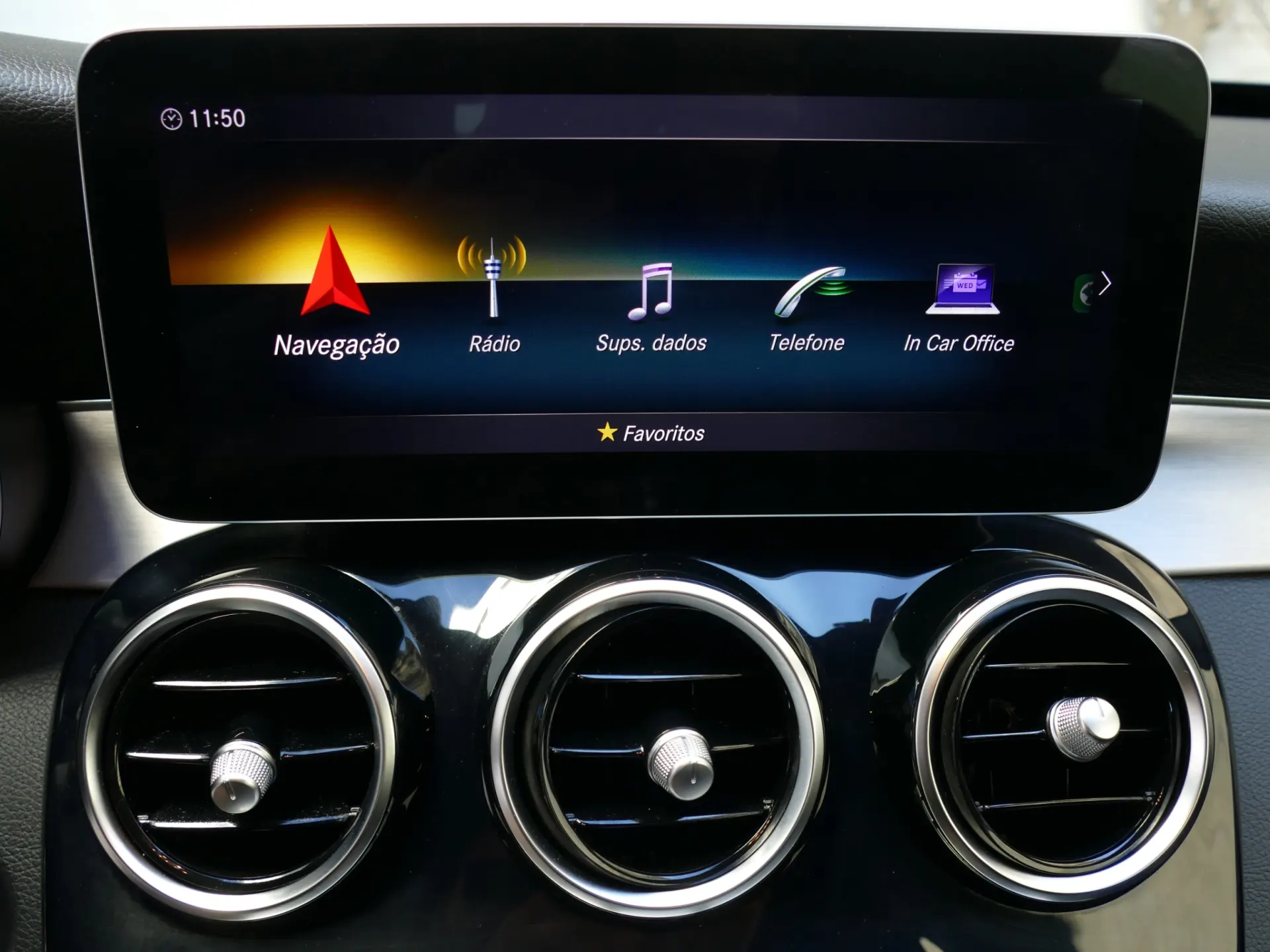 Mercedes-Benz C 300 de AMG Line 32