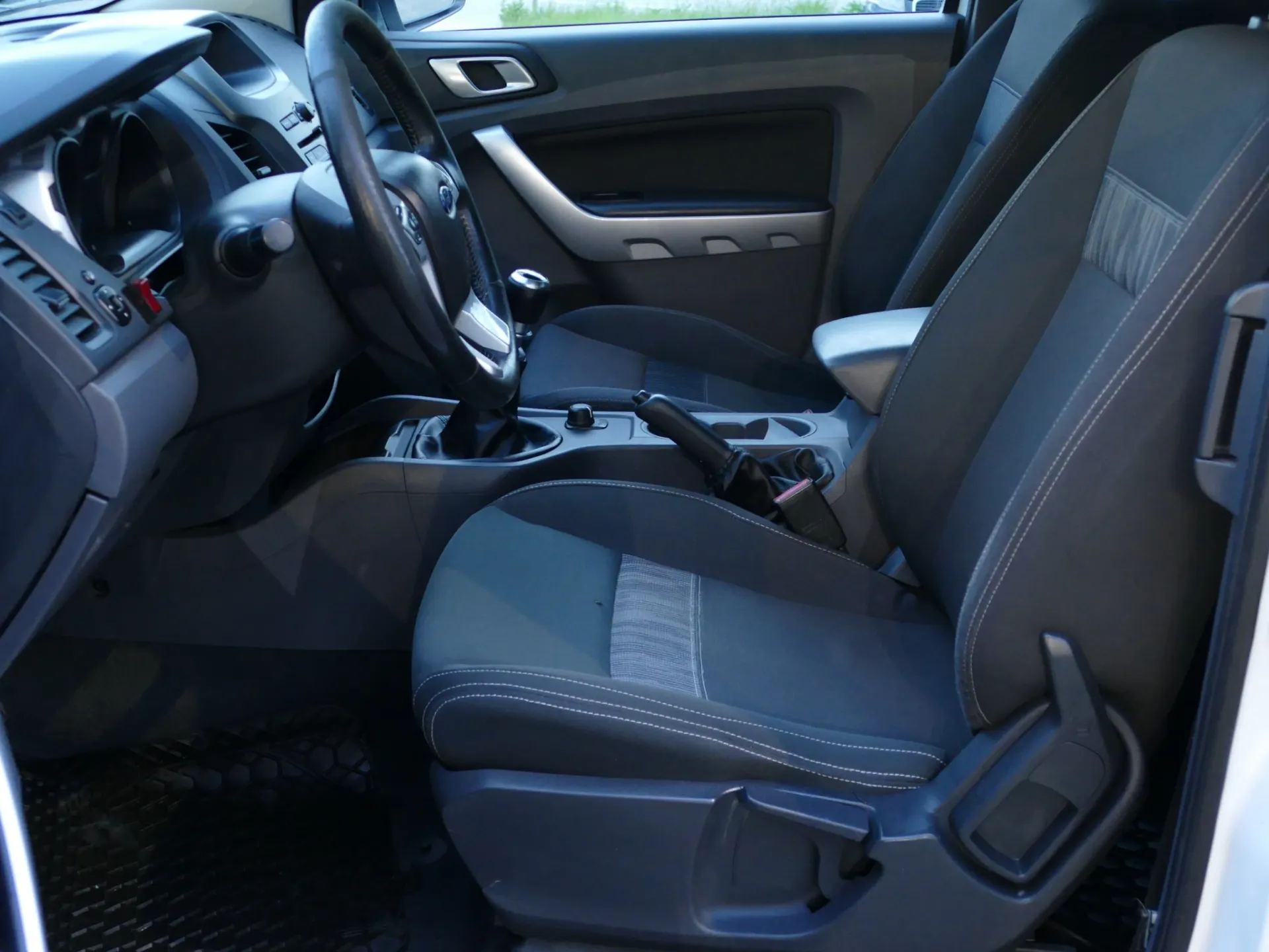 Ford Ranger 2.2 TDCi CL XL 4WD 24