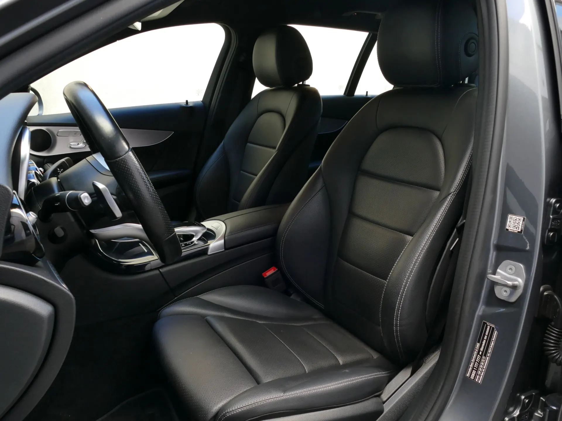 Mercedes-Benz C 300 de AMG Line 19