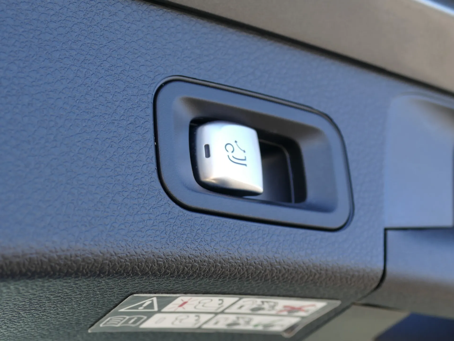 Mercedes-Benz C 300 de AMG Line 12