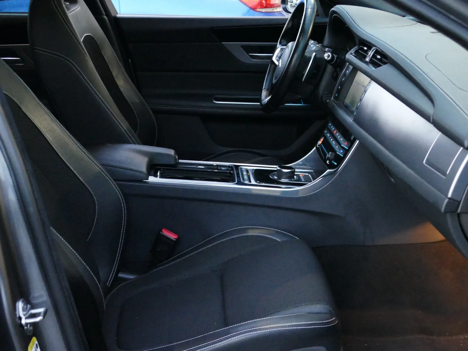 Jaguar XF Sportbrake 2.0 D R-Sport Aut. 30