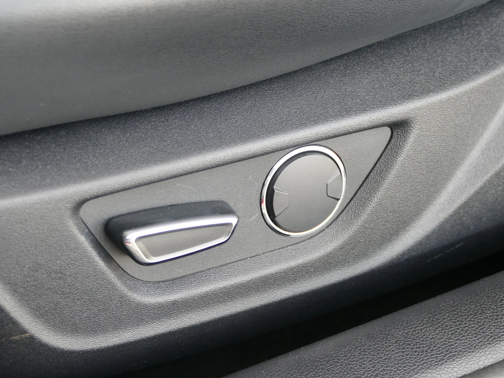 Ford Mustang 2.3i EcoBoost Aut. 28