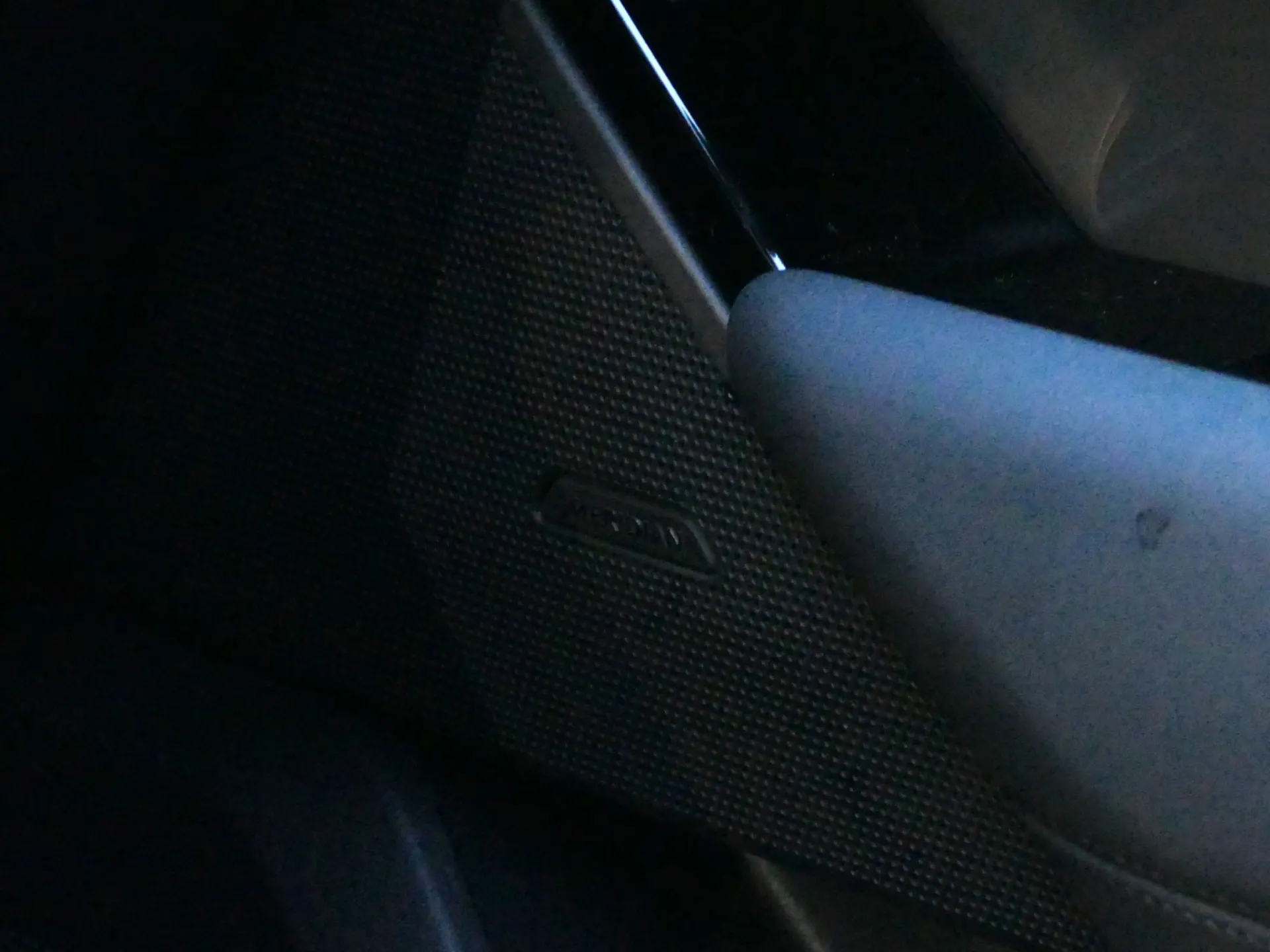 Land Rover Range Rover Velar 2.0 P400e AWD Dynamic SE 38