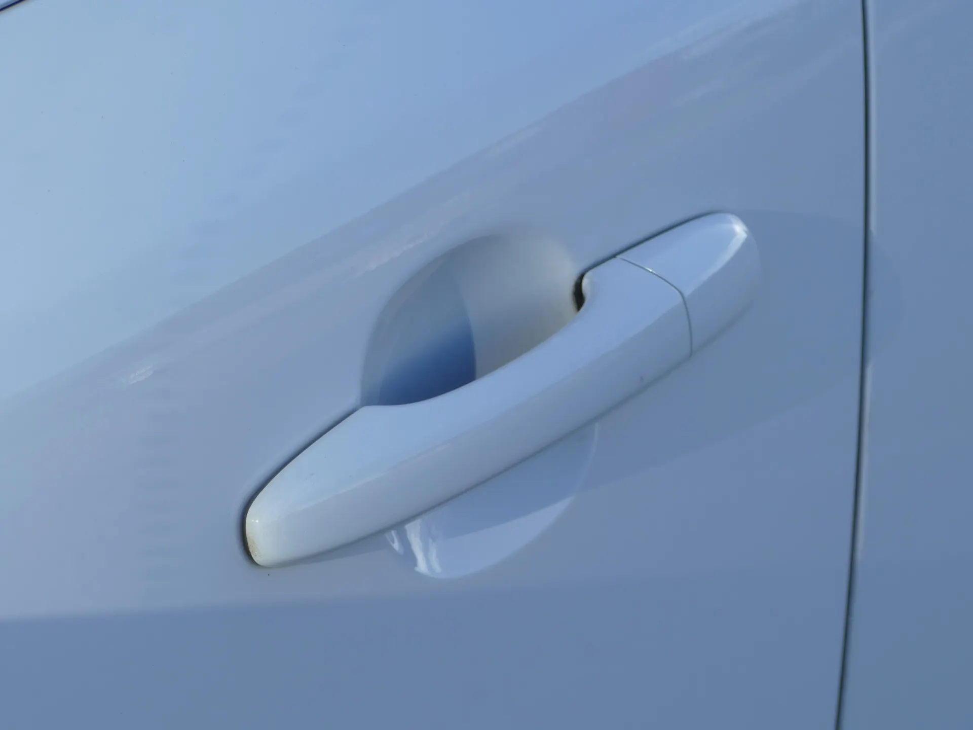 Volvo V40 2.0 D2 R-Design 6