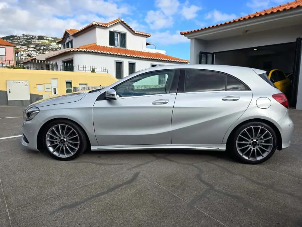 Mercedes-Benz A 180 d AMG Line 3