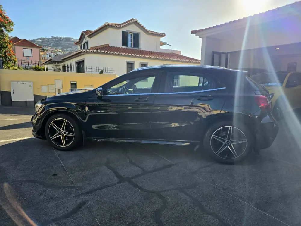 Mercedes-Benz GLA 200 CDi AMG Line 3