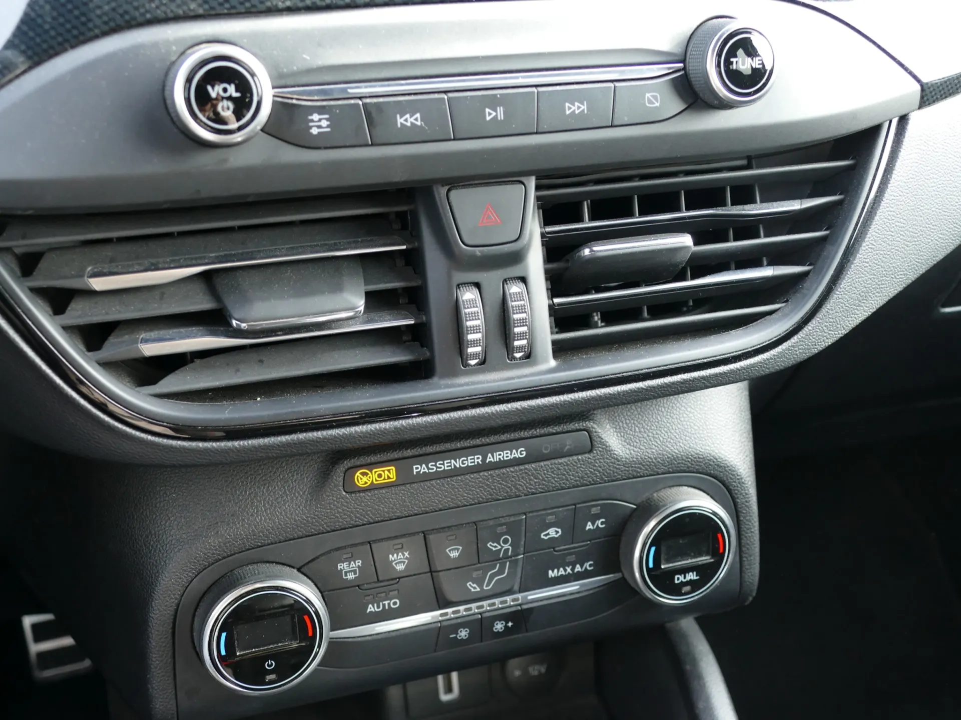 Ford Focus SW 1.5 TDCi EcoBlue ST-Line 18