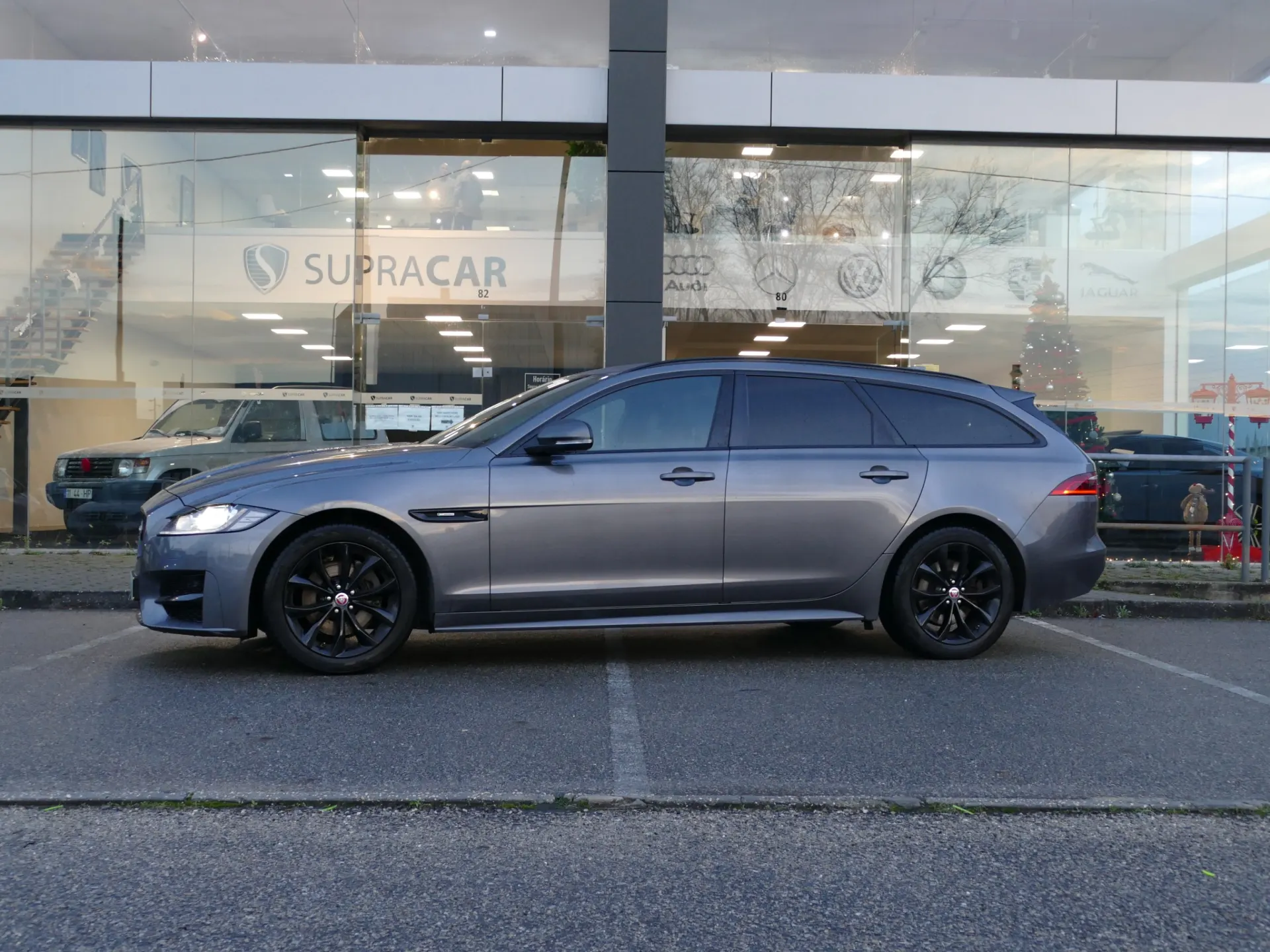 Jaguar XF Sportbrake 2.0 D R-Sport Aut. 41