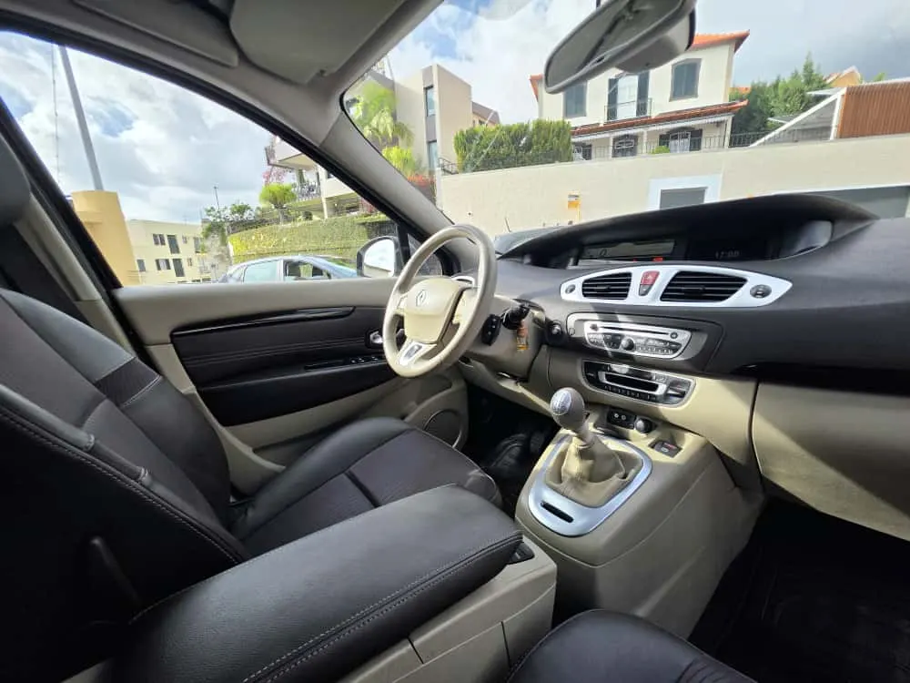 Renault Grand Scénic 1.5 dCi Dynamique S SS 6