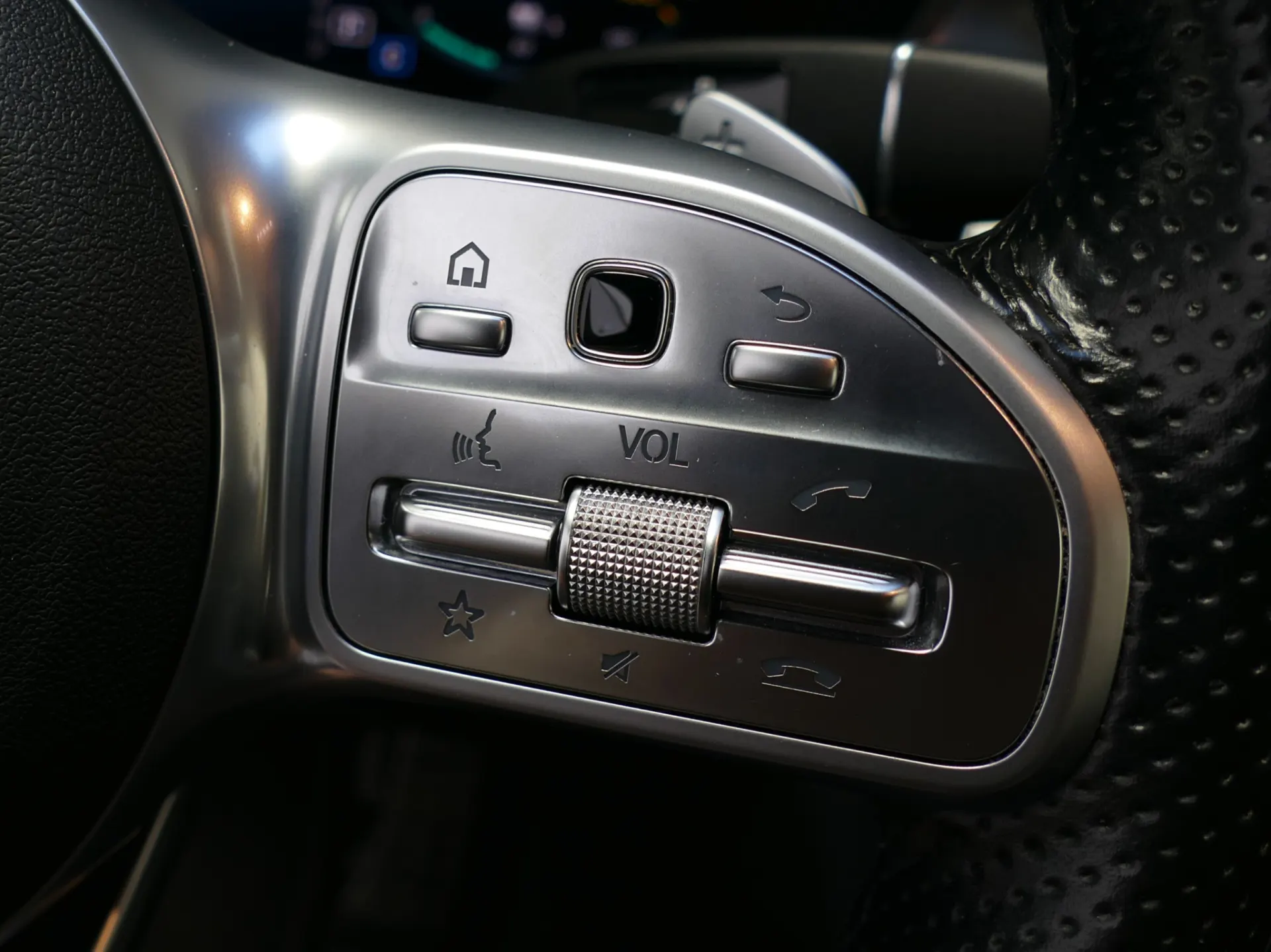 Mercedes-Benz C 300 de AMG Line 28