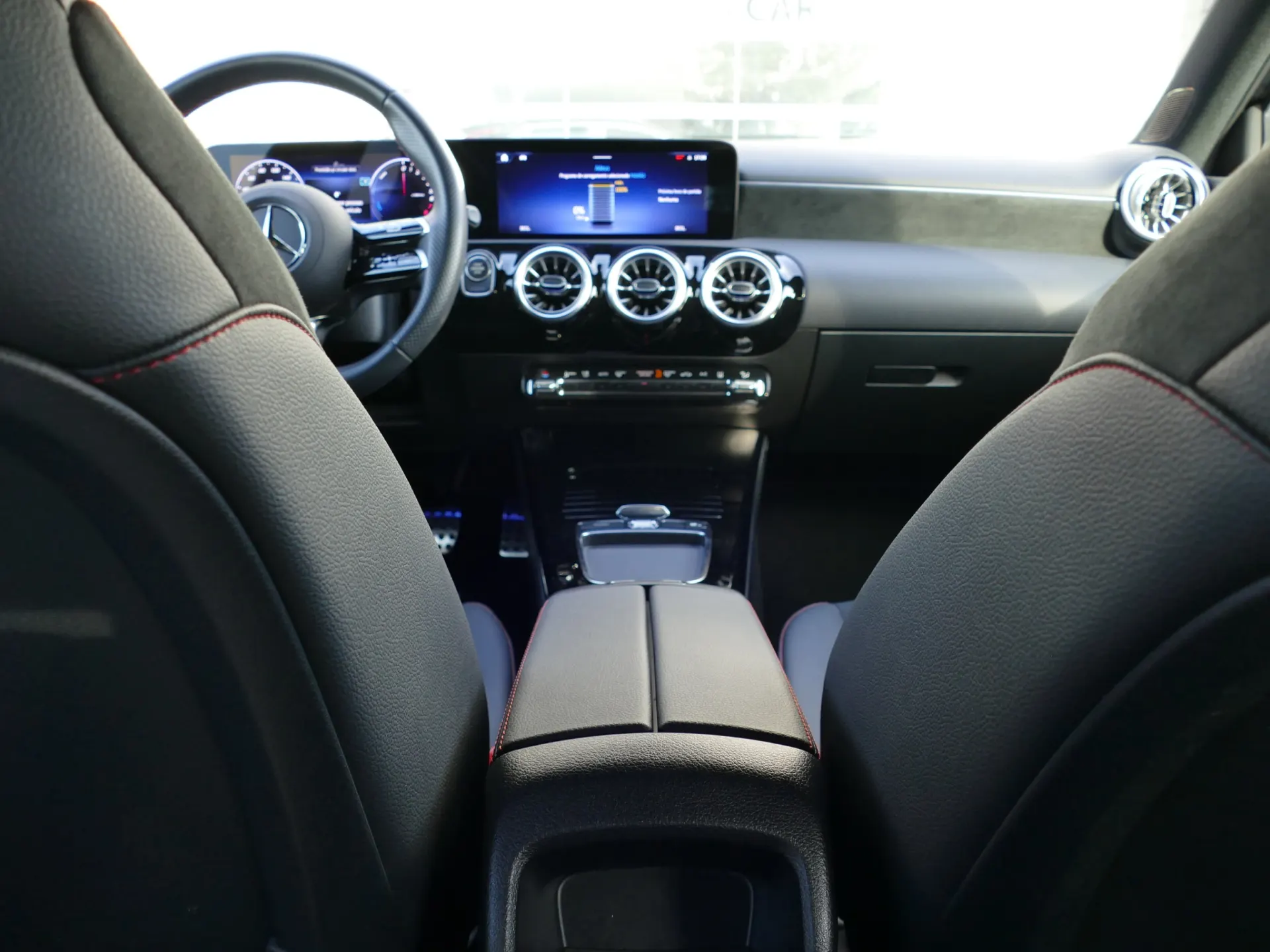 Mercedes-Benz A 250 e 41